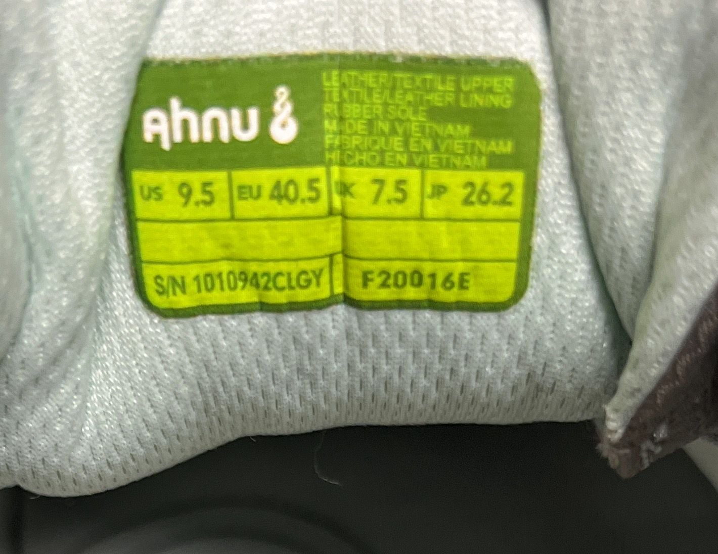 Ahnu Hiking Shoes Gray Leather 8