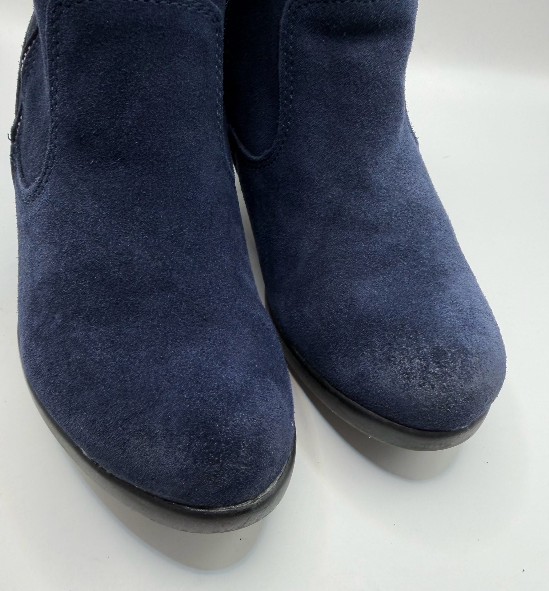 Earth Origins Blue Suede Ankle Boots Booties Tassel Buckle 7