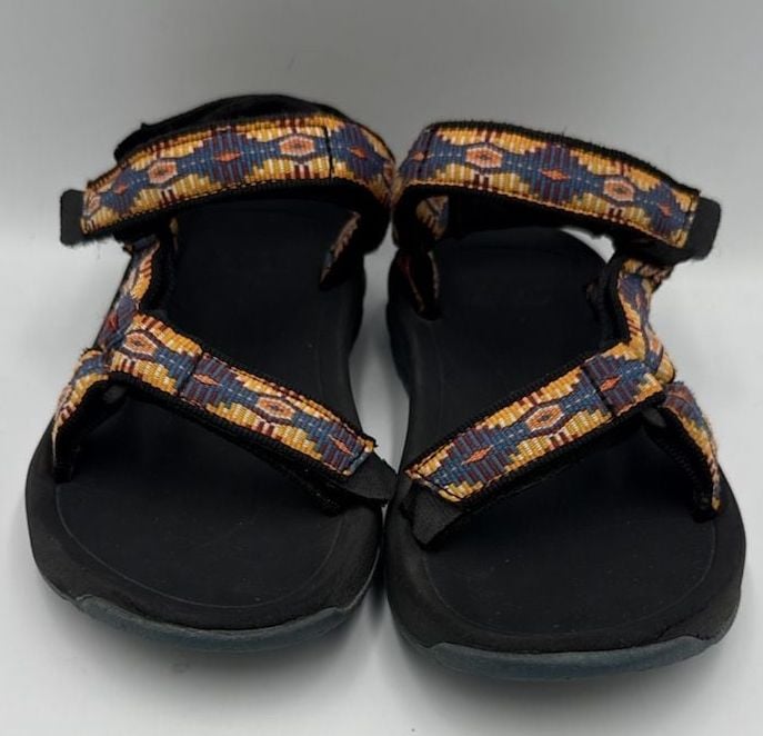 Teva Original Universal Sandals Multi-Color
Size 12 Y
#893 4
