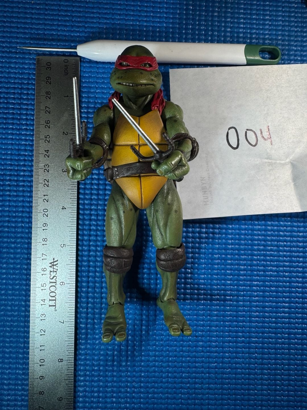 NECA Teenage Mutant Ninja Turtles Raphael Action Figure 1
