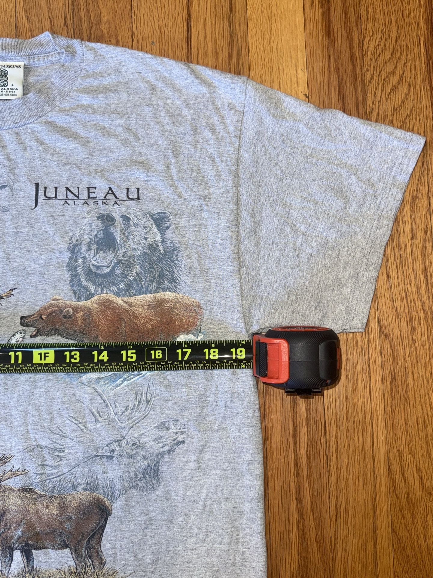 Vintage Alaska Untamed Spirits T-Shirt L Wildlife Nature Eagle Bear Moose 90s 5