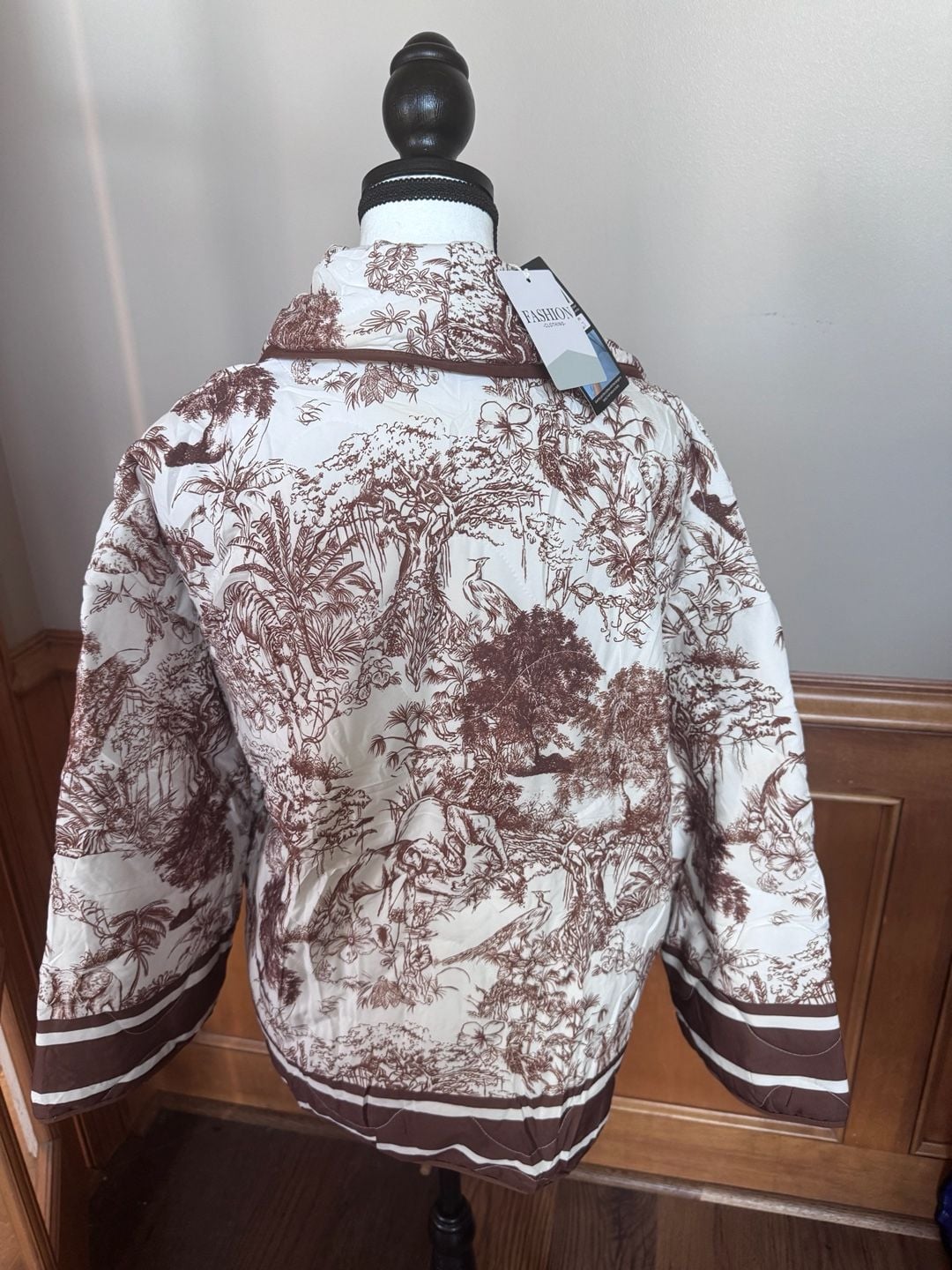 NWT Women’s Toile Print Jacket Size Medium Brown & Cream – Lightweight 3