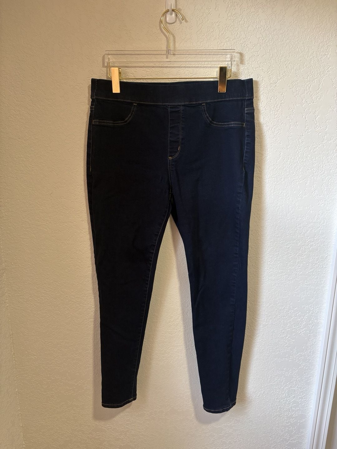 St John's Bay Jegging Size 12 Dark Wash Denim Pull On Skinny Jeans 2