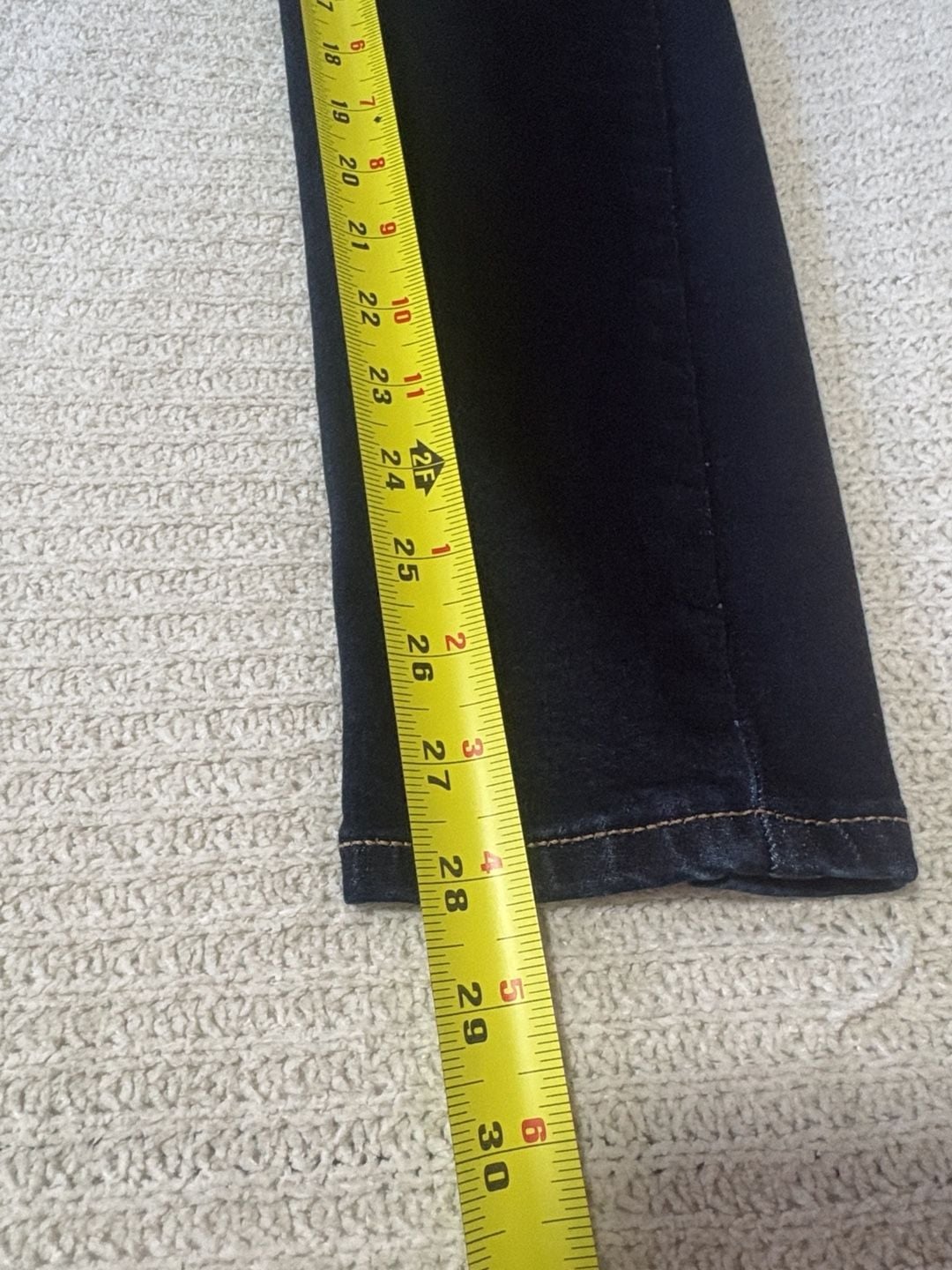 St John's Bay Jegging Size 12 Dark Wash Denim Pull On Skinny Jeans 6