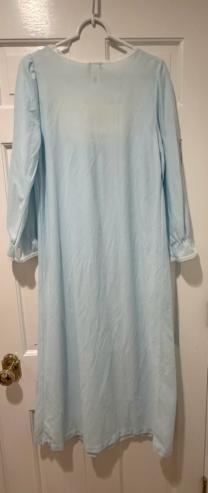 Coquette Cottage core Nicole Vintage Long sleeves Nightgown Light Blue 6