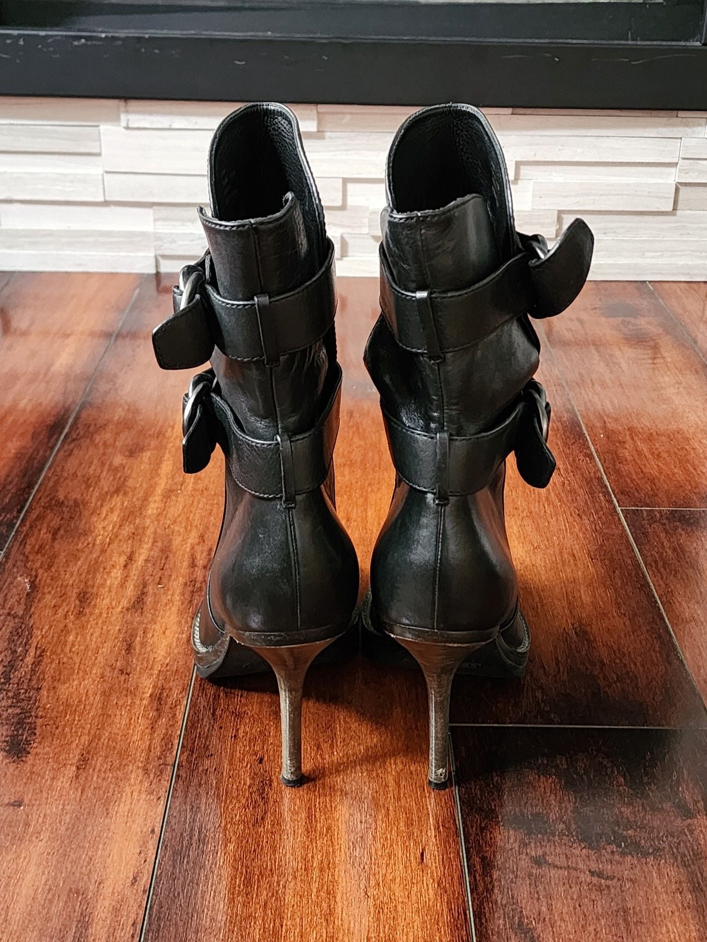 Coach Thelma Black Leather Buckle Ankle Boots Size 8.5
5