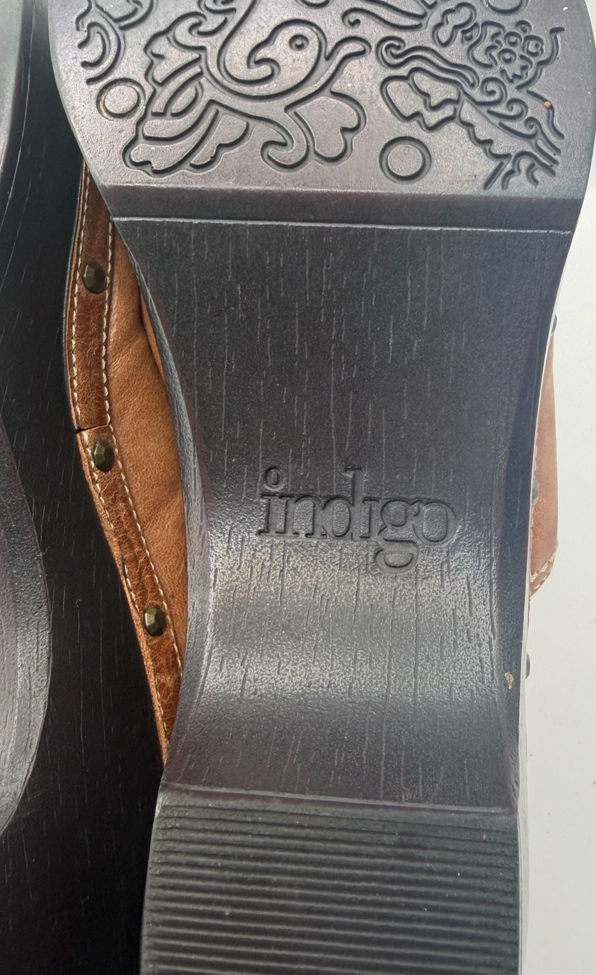 Indigo by Clarks Leather Clogs Size 9M Brown Wood Studded 7