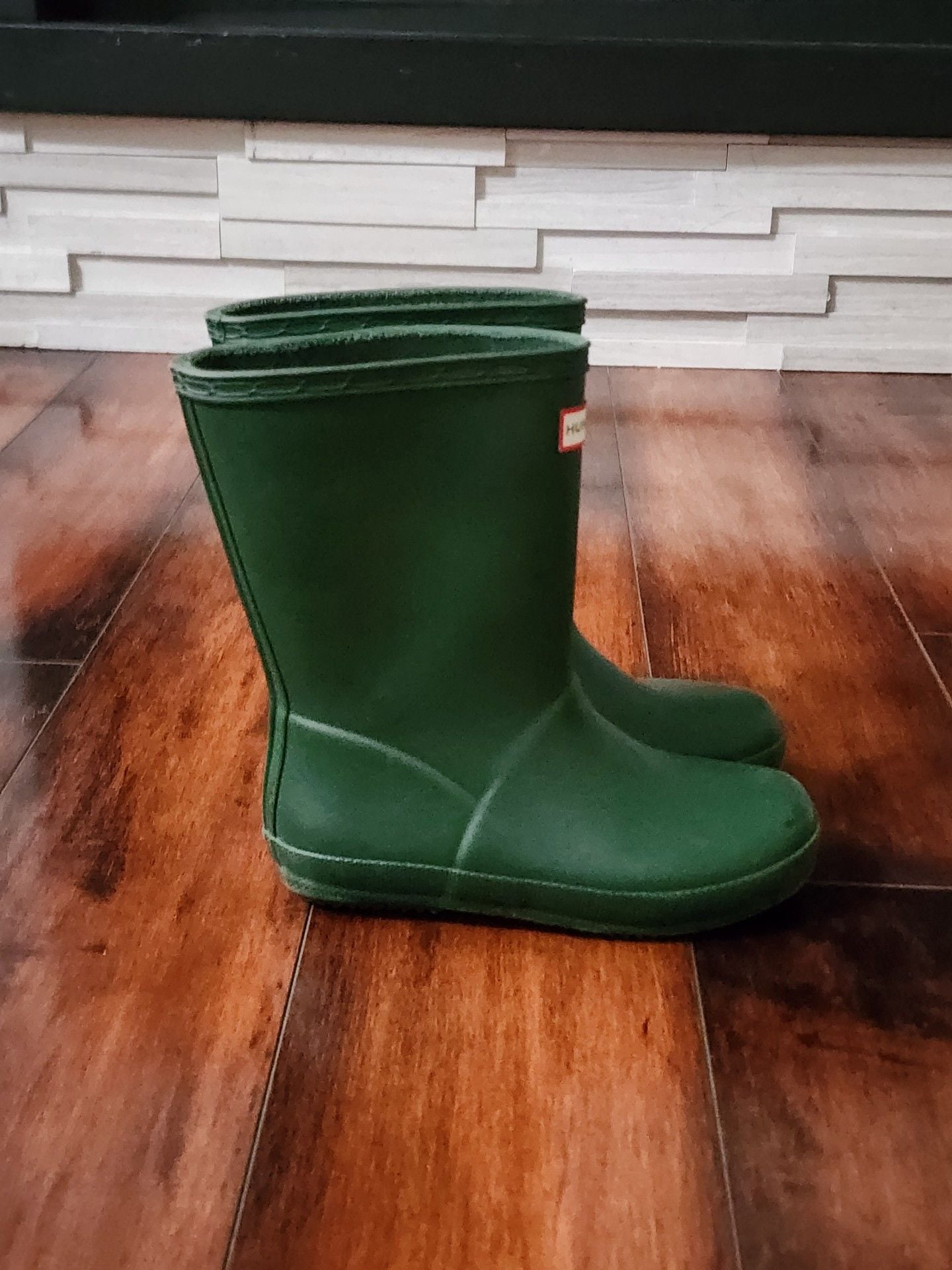 Hunter Original Green Rain Boots Boys 12 / Girls 13
6