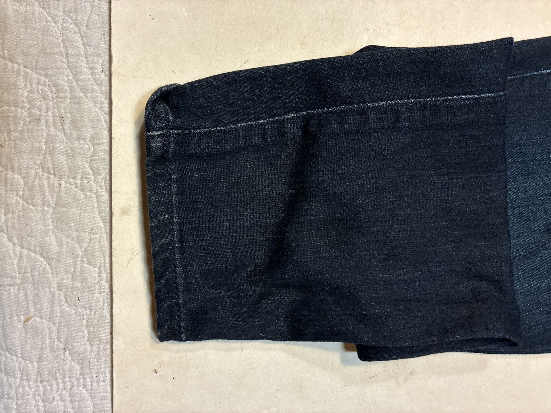 Paige Straight Jeans Size 26 Dark Wash Denim 2