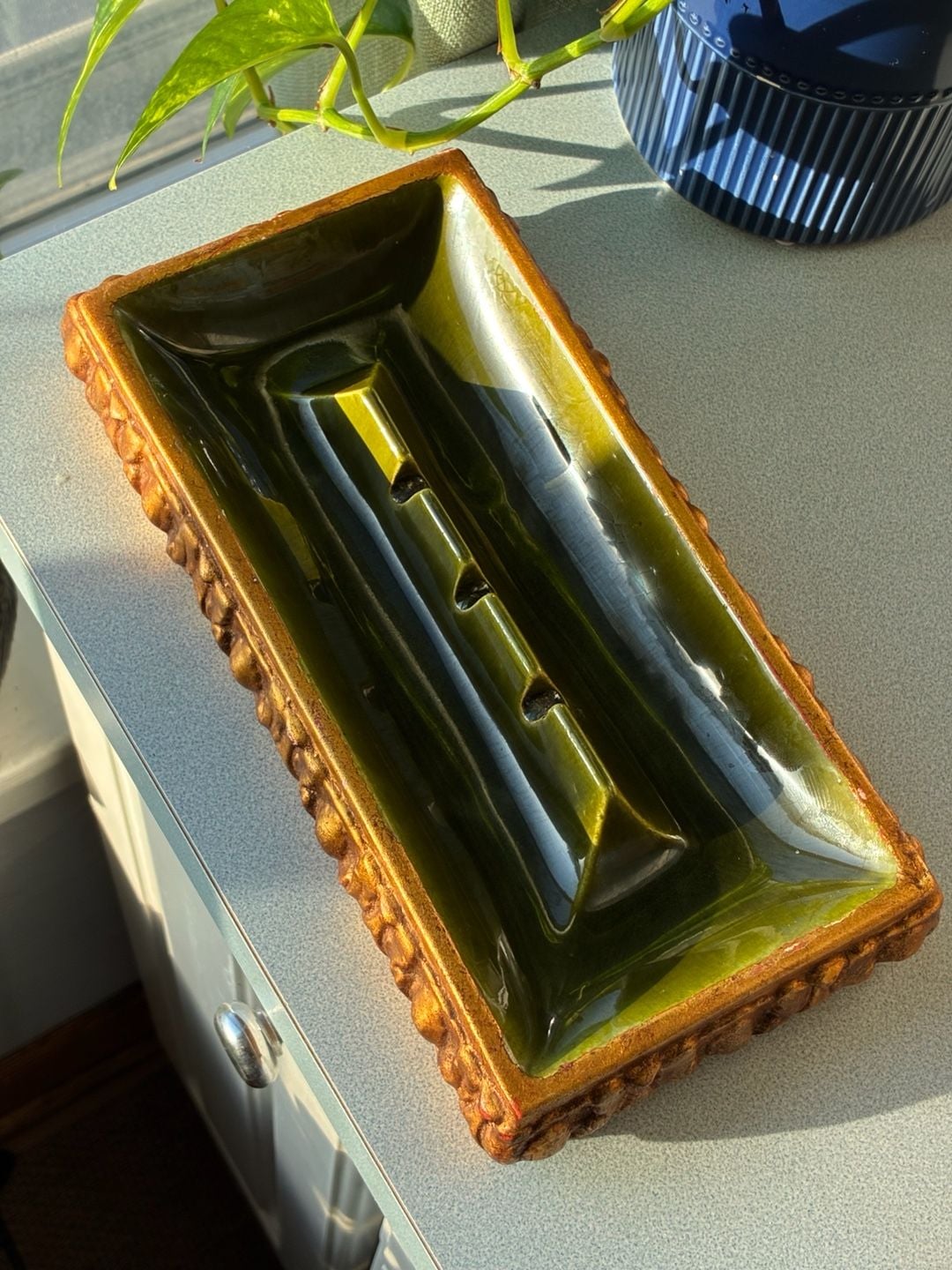 California Originals Mid-Century Green Gold Asntray Hollywood Regency 5