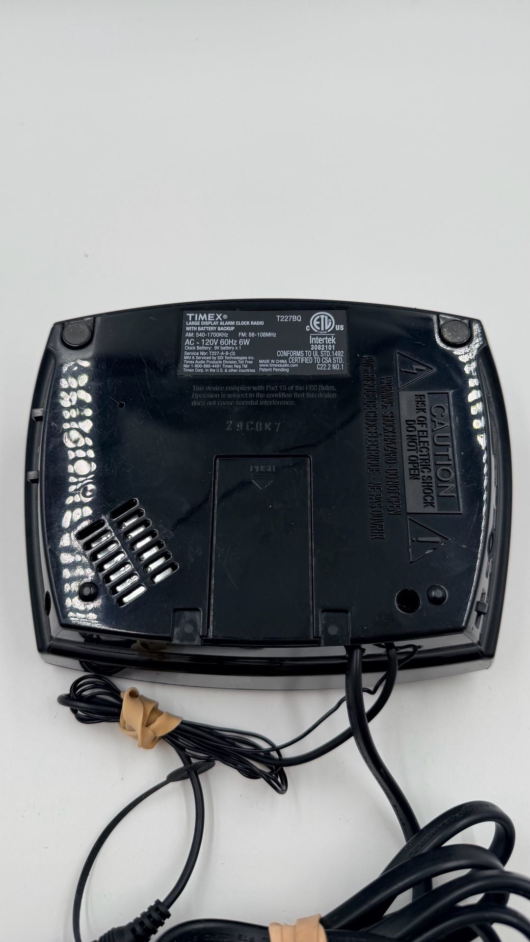 Timex Multi Directional Sound Chamber Alarm Clock T227BQ MP3 Line In 6