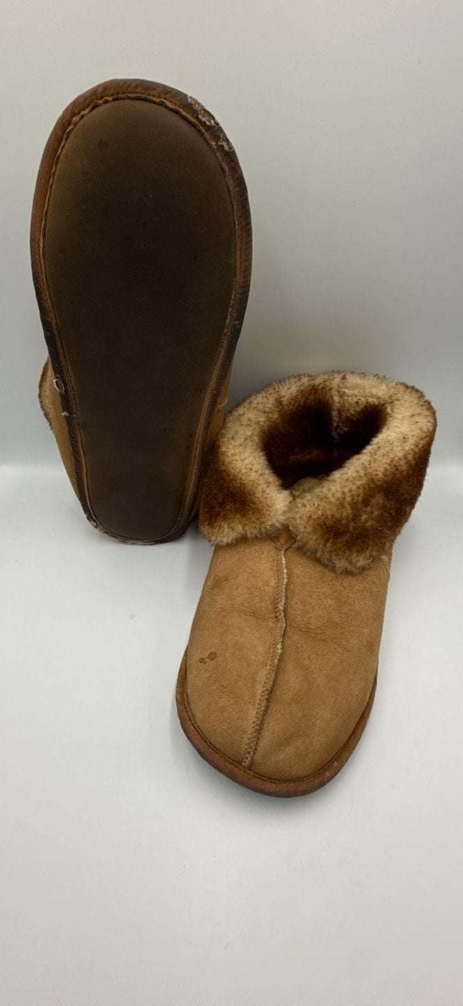 Sheepskin Factory Denver Co Slippers Brown Shearling
Size XL
#895 9