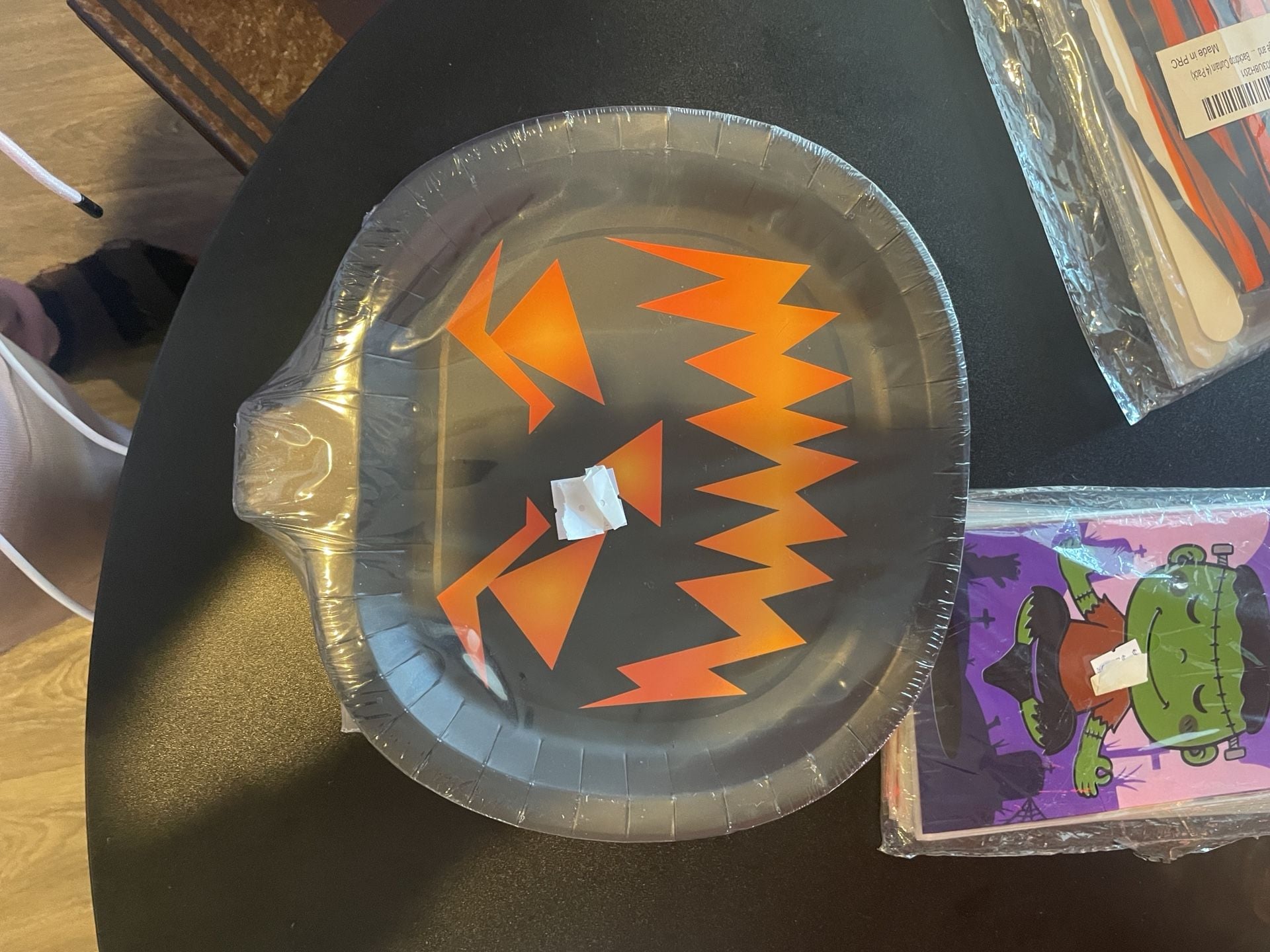 Halloween Party Supplies Set Napkins Plates Bags 4