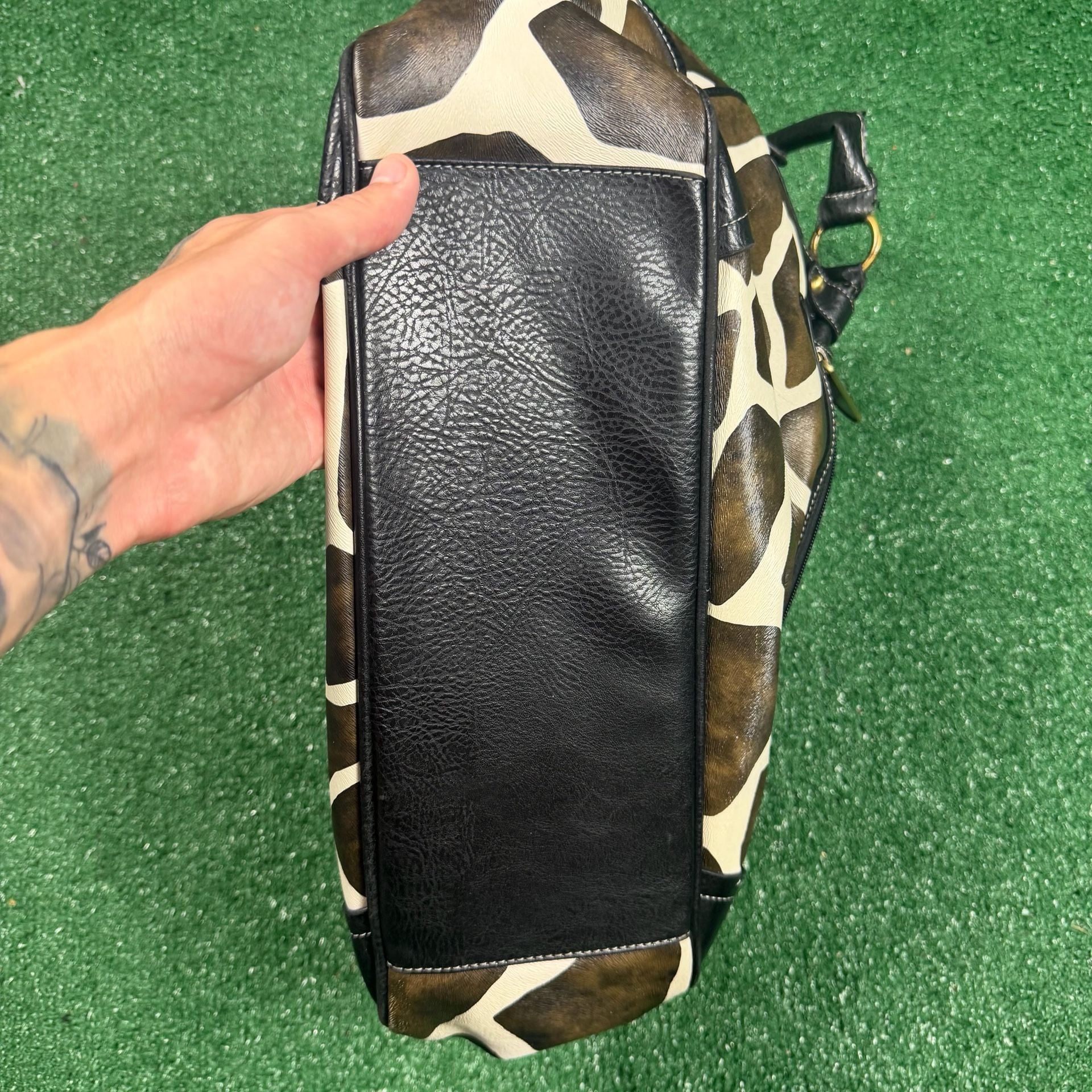 D&G Dolce & Gabbana Giraffe Print Handbag 6