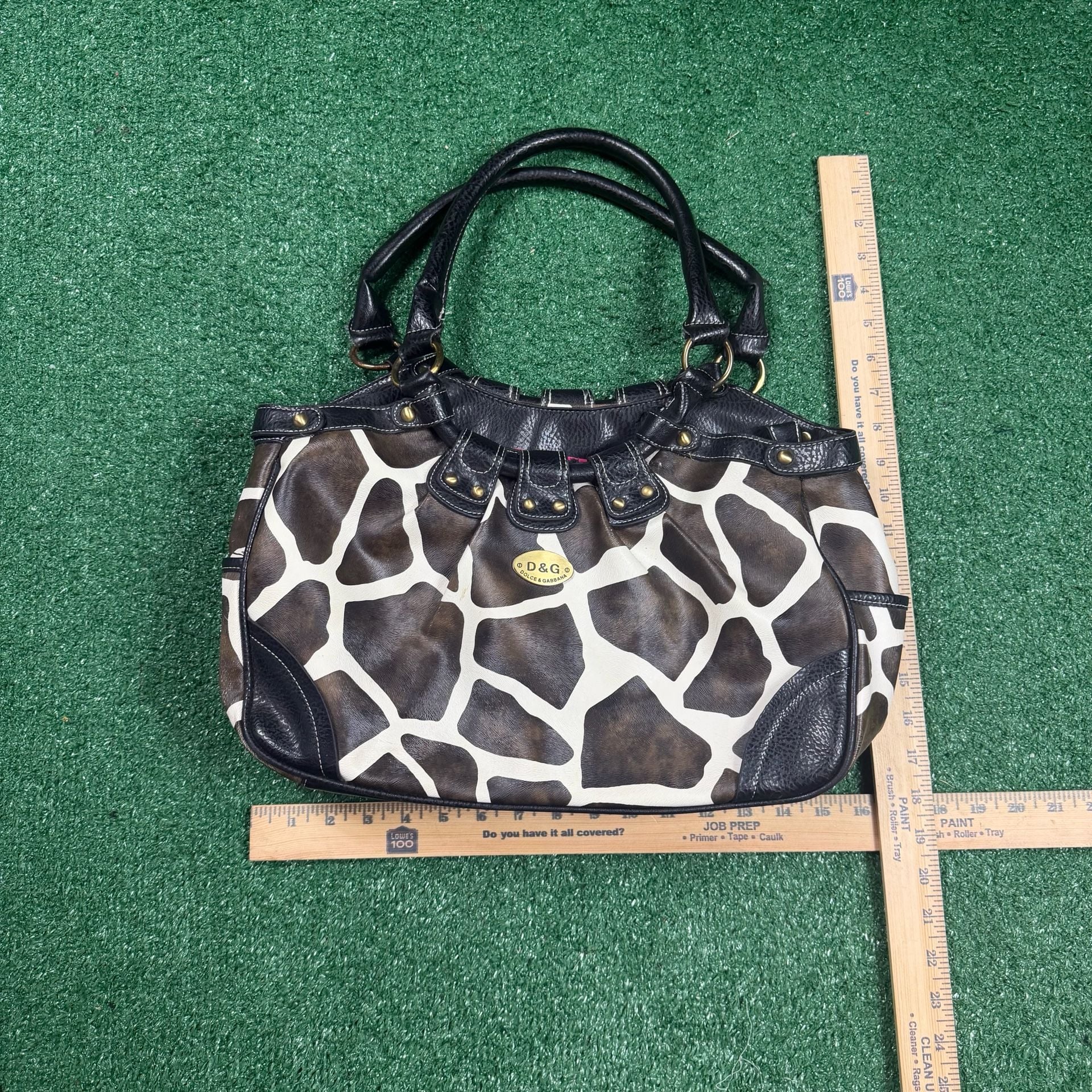 D&G Dolce & Gabbana Giraffe Print Handbag 9