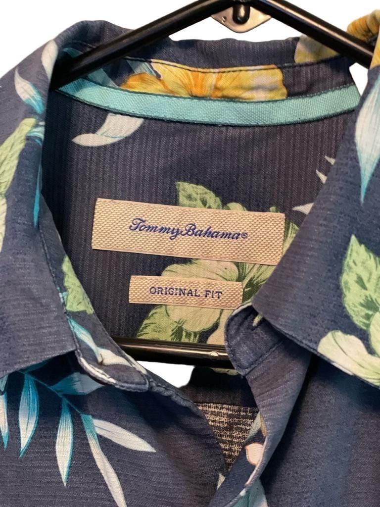 Tommy Bahama Disney Parks Silk Hawaiian Camp Shirt Navy Floral Small 3