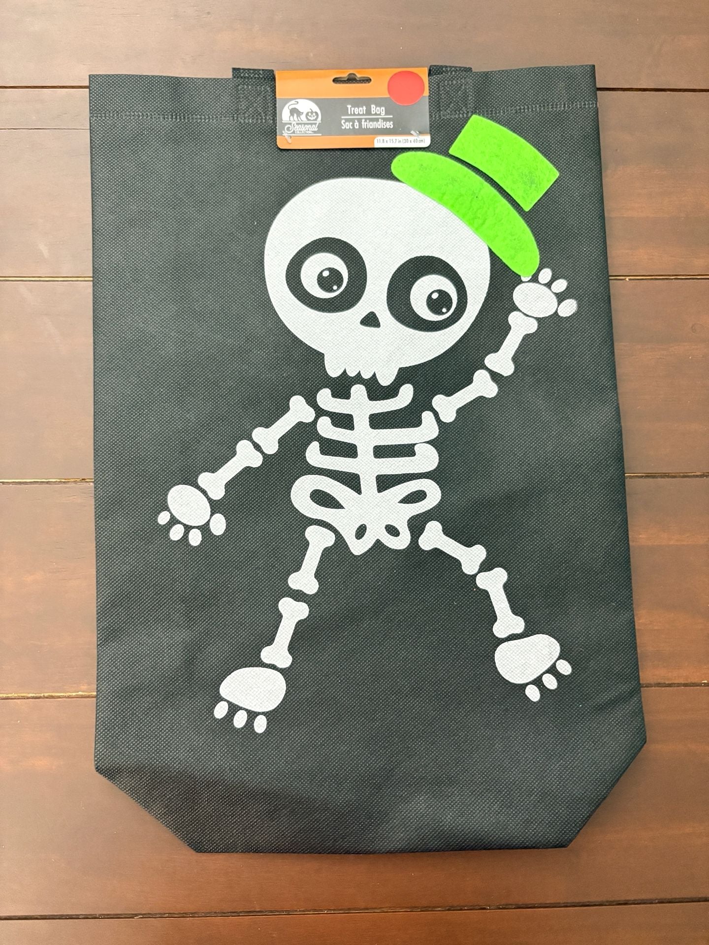 Halloween 8-Piece Bundle For Your Kids and Pets 9