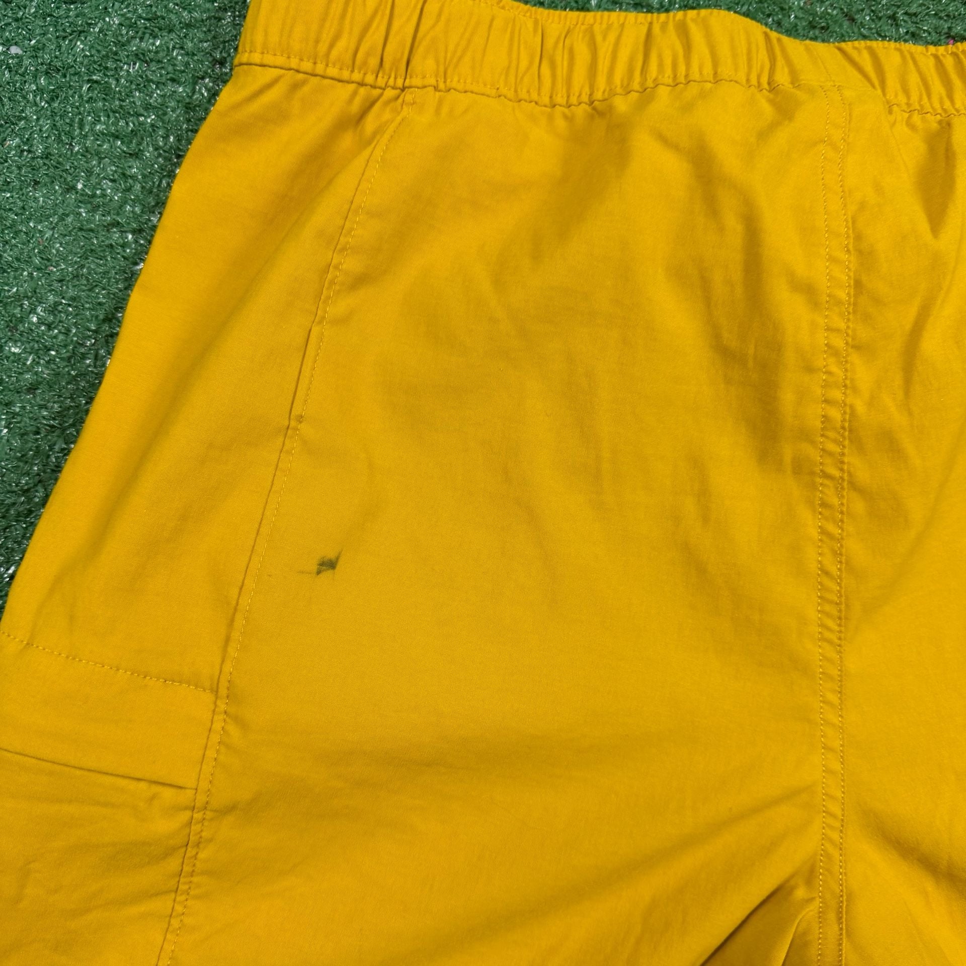 The North Face Cargo Shorts Size M Yellow Hiking Belted 5