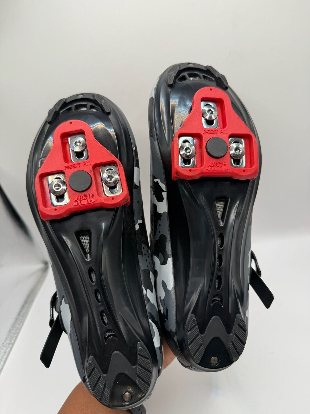 Santic Cycling Shoes Size 39 Black Grey Camo Bike Cleats 6