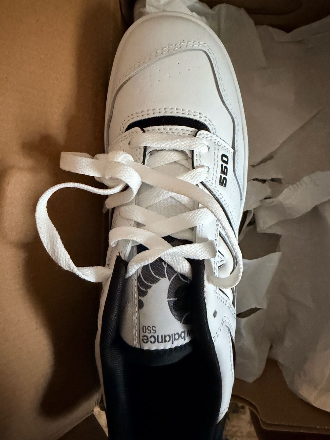 New Balance 550 Size 7 White Black Leather Sneakers 5