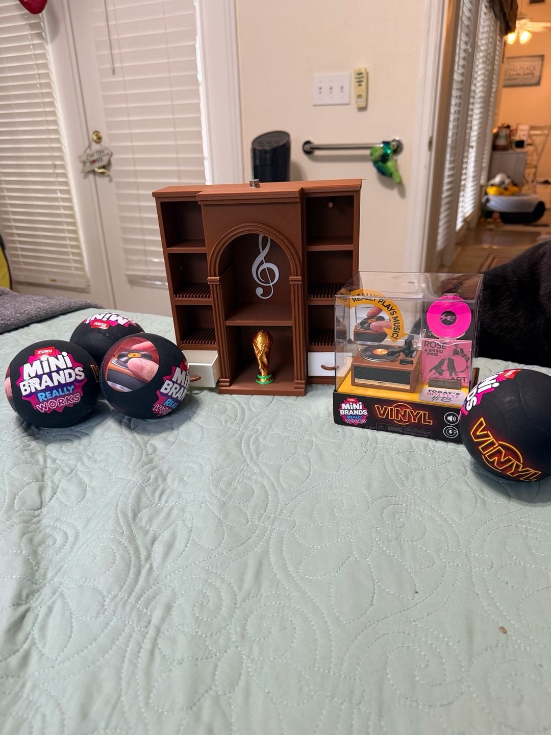 Zuru Mini Brands Really Works Vinyl Lot With Display Shelf 3