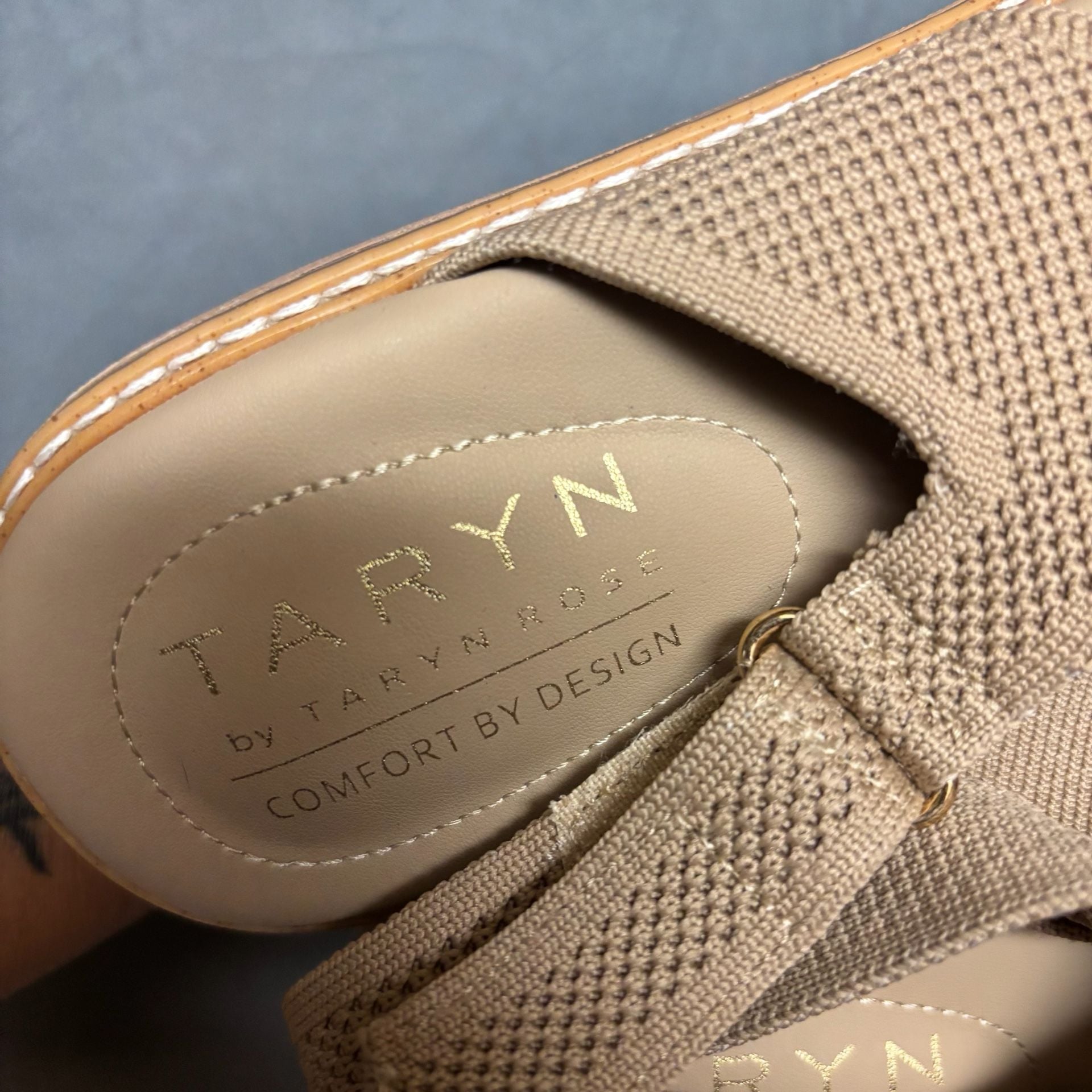 Taryn by Taryn Rose Sandals Size 10 Beige Knit Flatform Slingback 4