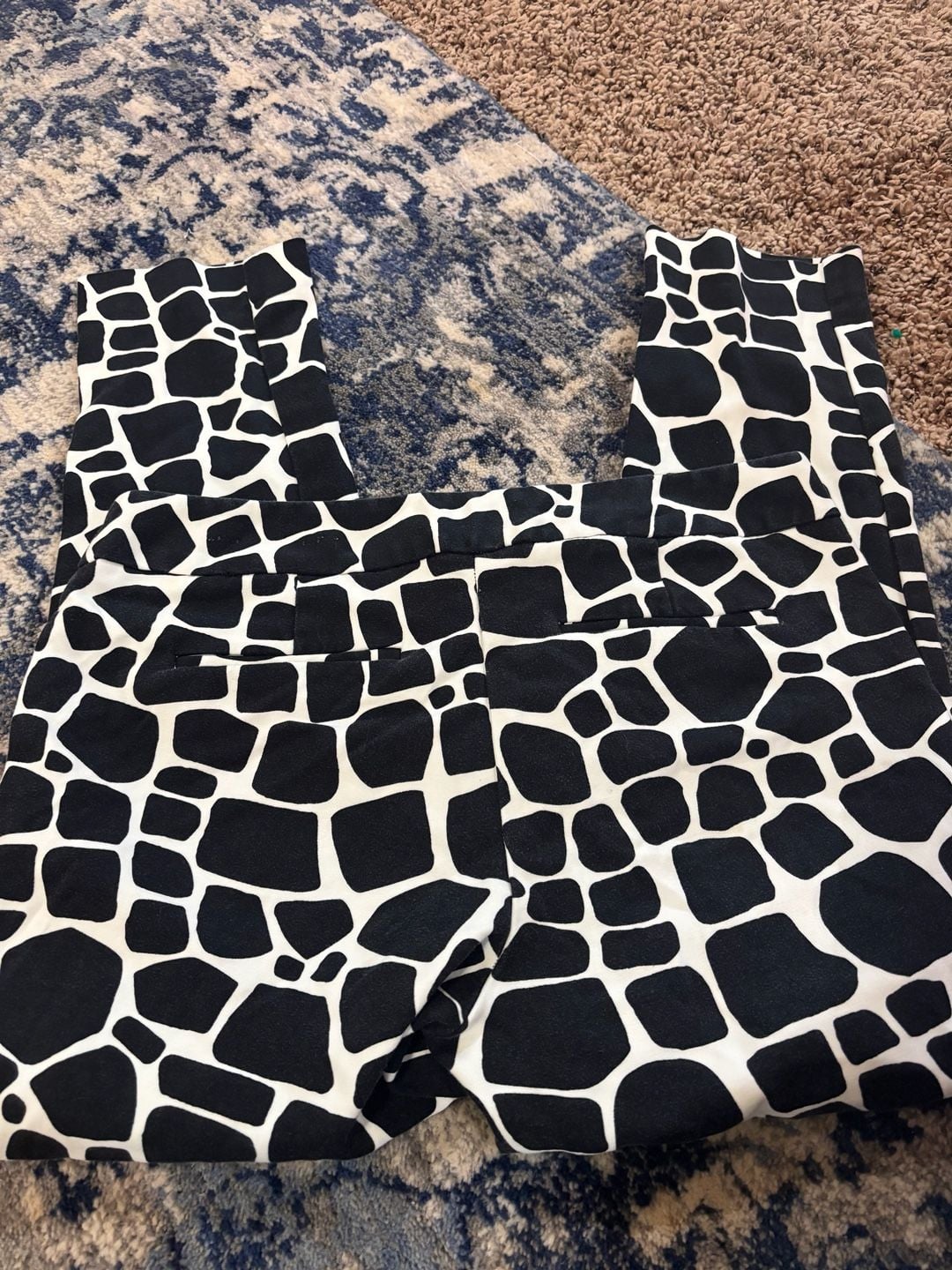 Liz Claiborne Emma Classic Pants Size 8 Black White Animal Print 6