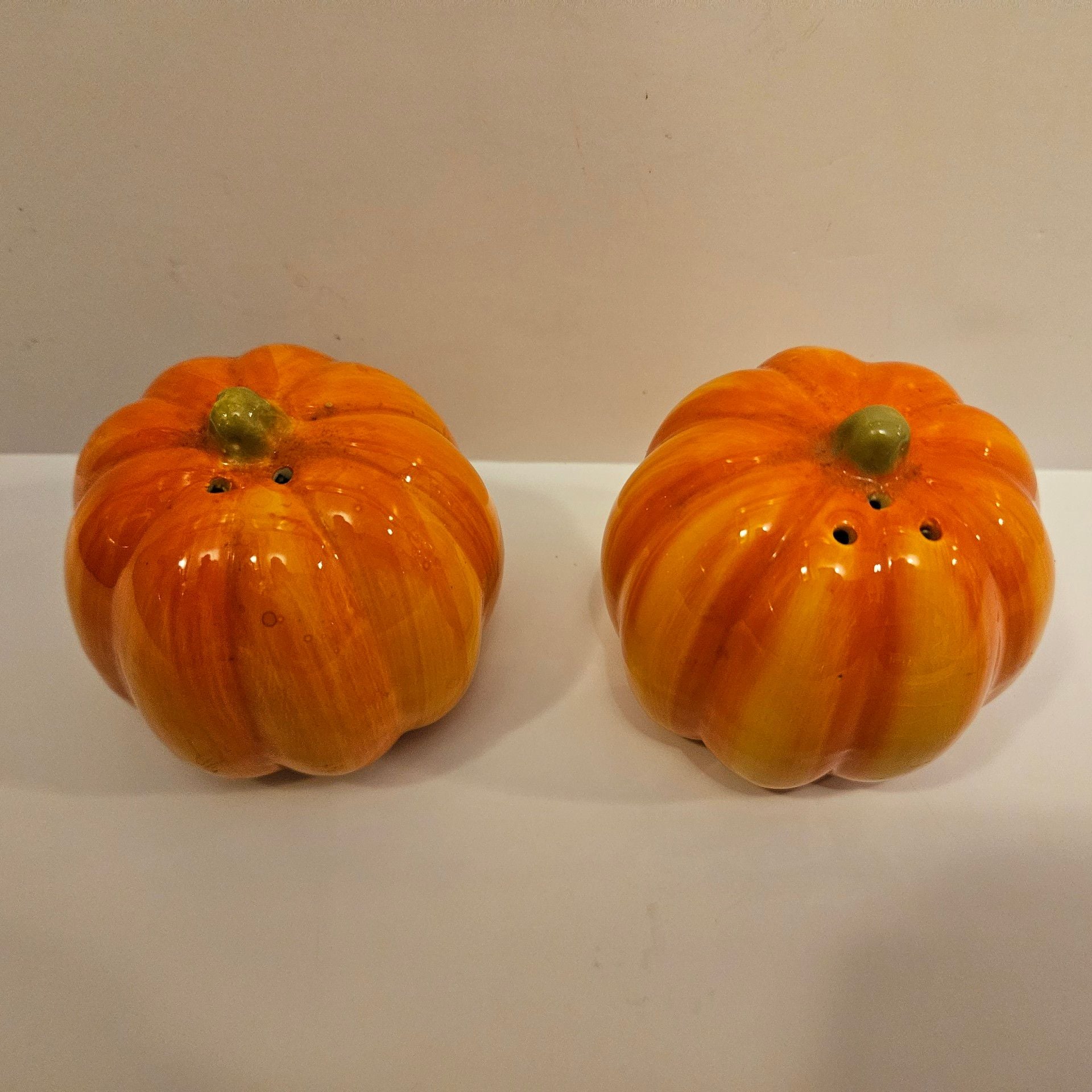 Pumpkin Salt and Pepper Shakers - Plain Orange Autumn Fall Thanksgiving 2
