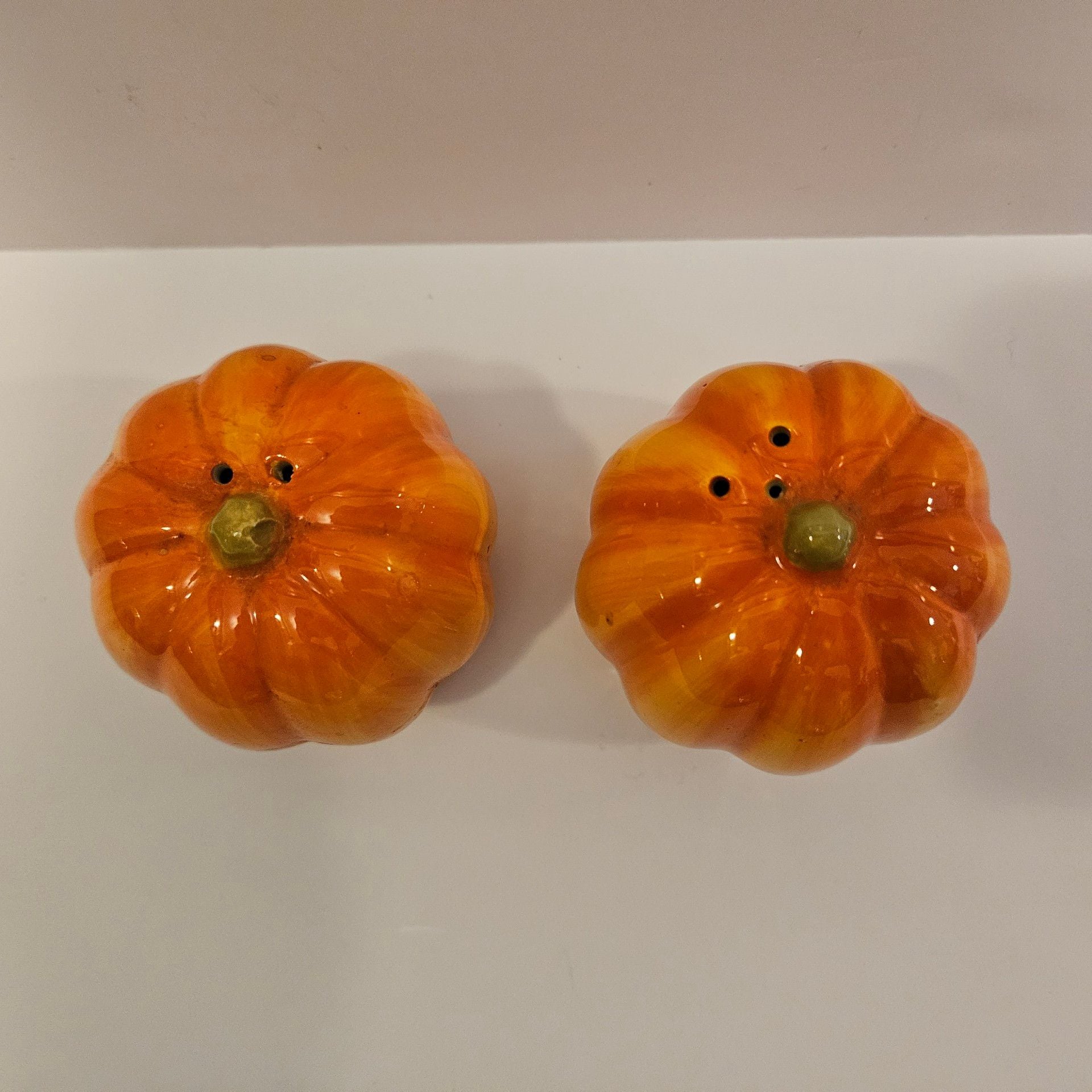 Pumpkin Salt and Pepper Shakers - Plain Orange Autumn Fall Thanksgiving 5