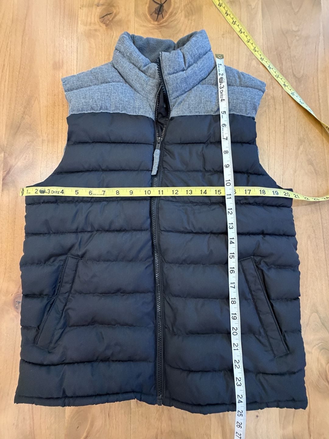Old Navy Puffer Vest Size S Black Gray Mock Neck Full Zip 3