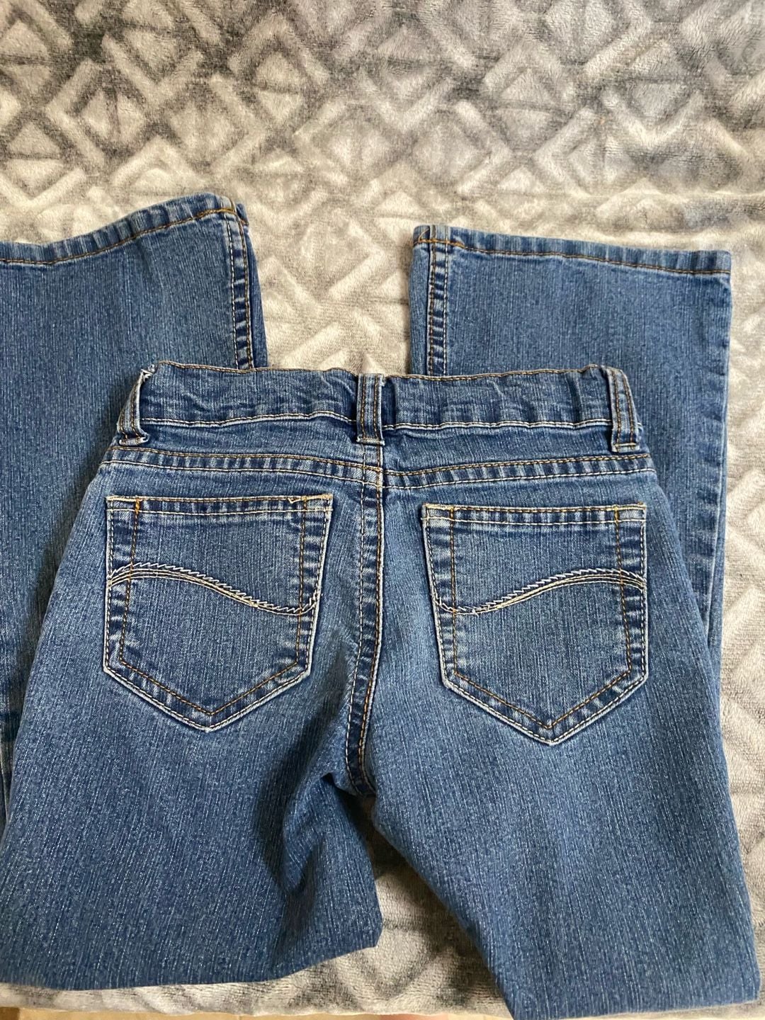 L.E.I. Gabby Lowrise Girls Flare Jeans Size 6 Embroidered Floral Denim 5