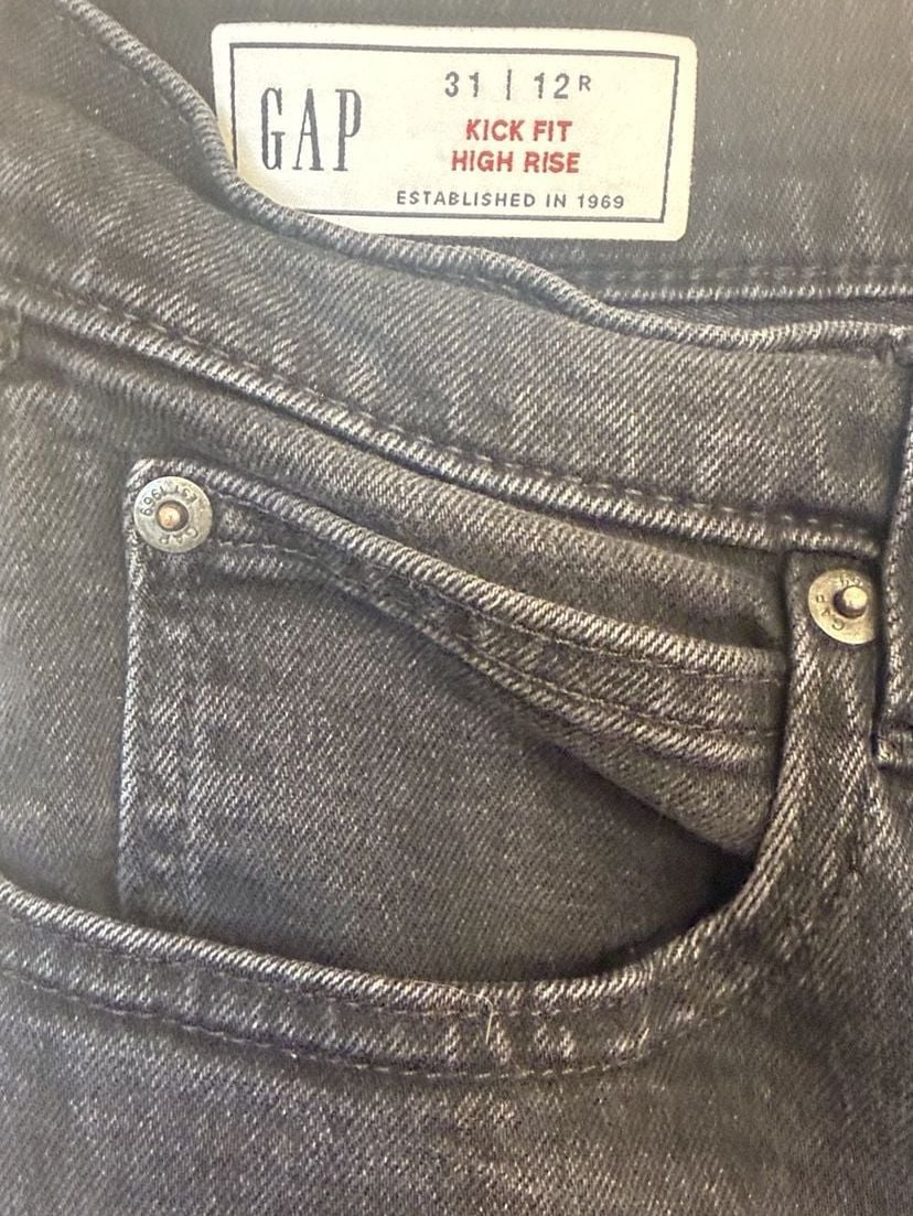 Kick Fit High Rise Jeans 31 12R Black Raw Hem Cropped Flare 3