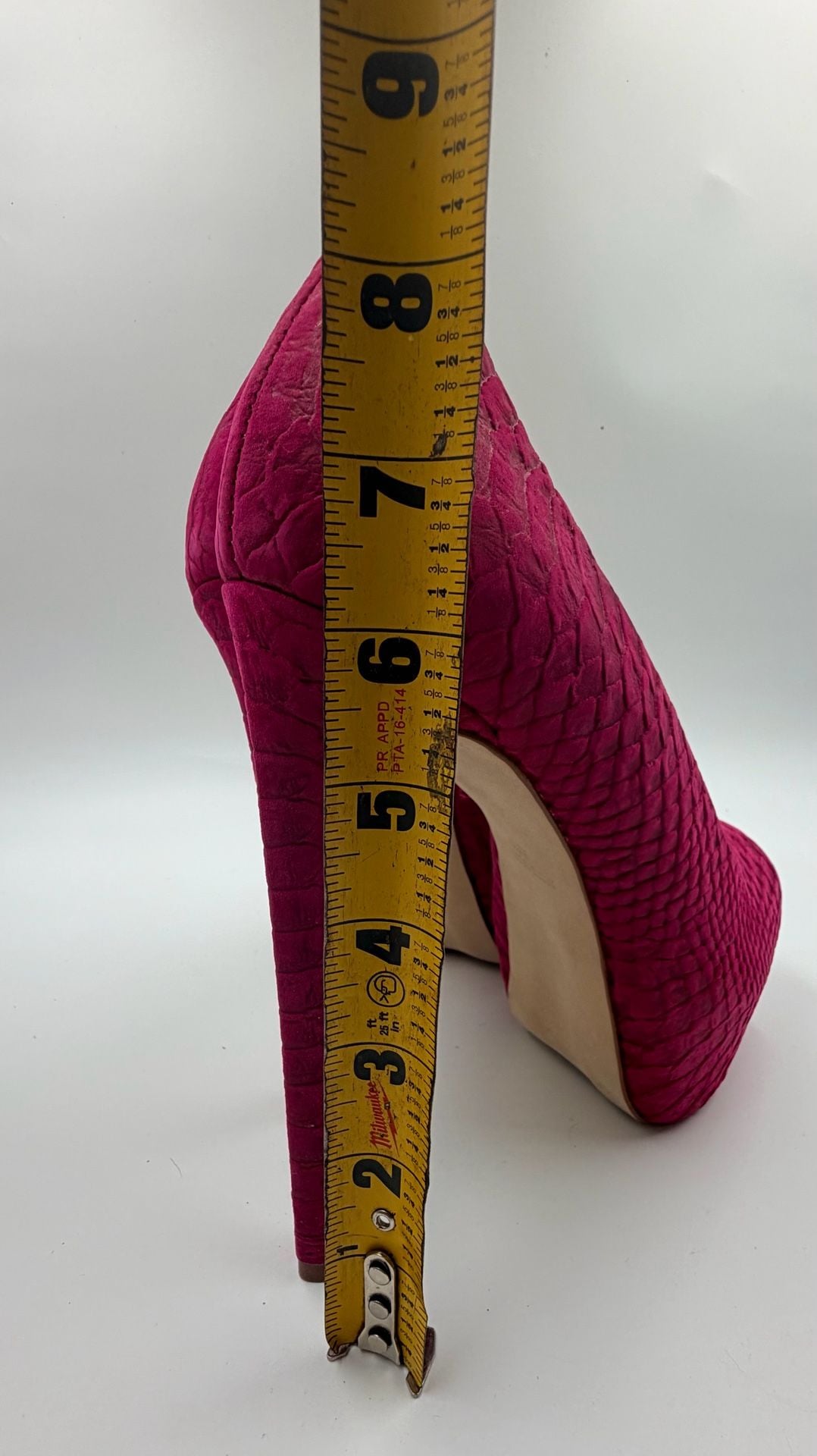 Steve Madden Krona Size 9.5 Magenta Pink Snake Print Platform Heels Pumps 6
