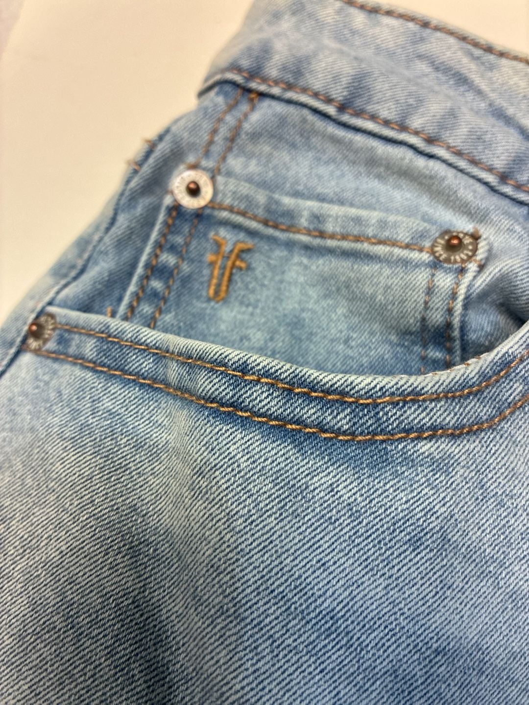 Frye Light Wash Straight Leg Jeans Size 4/27 Light Blue Denim 3