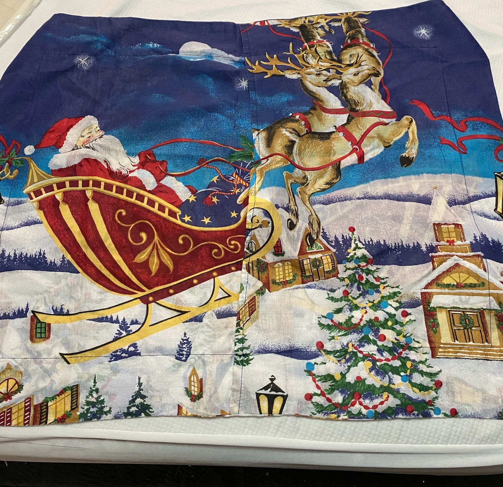 PDK Worldwide Enterprises Santa Sleigh Standard Pillow Sham Christmas set of 2 2