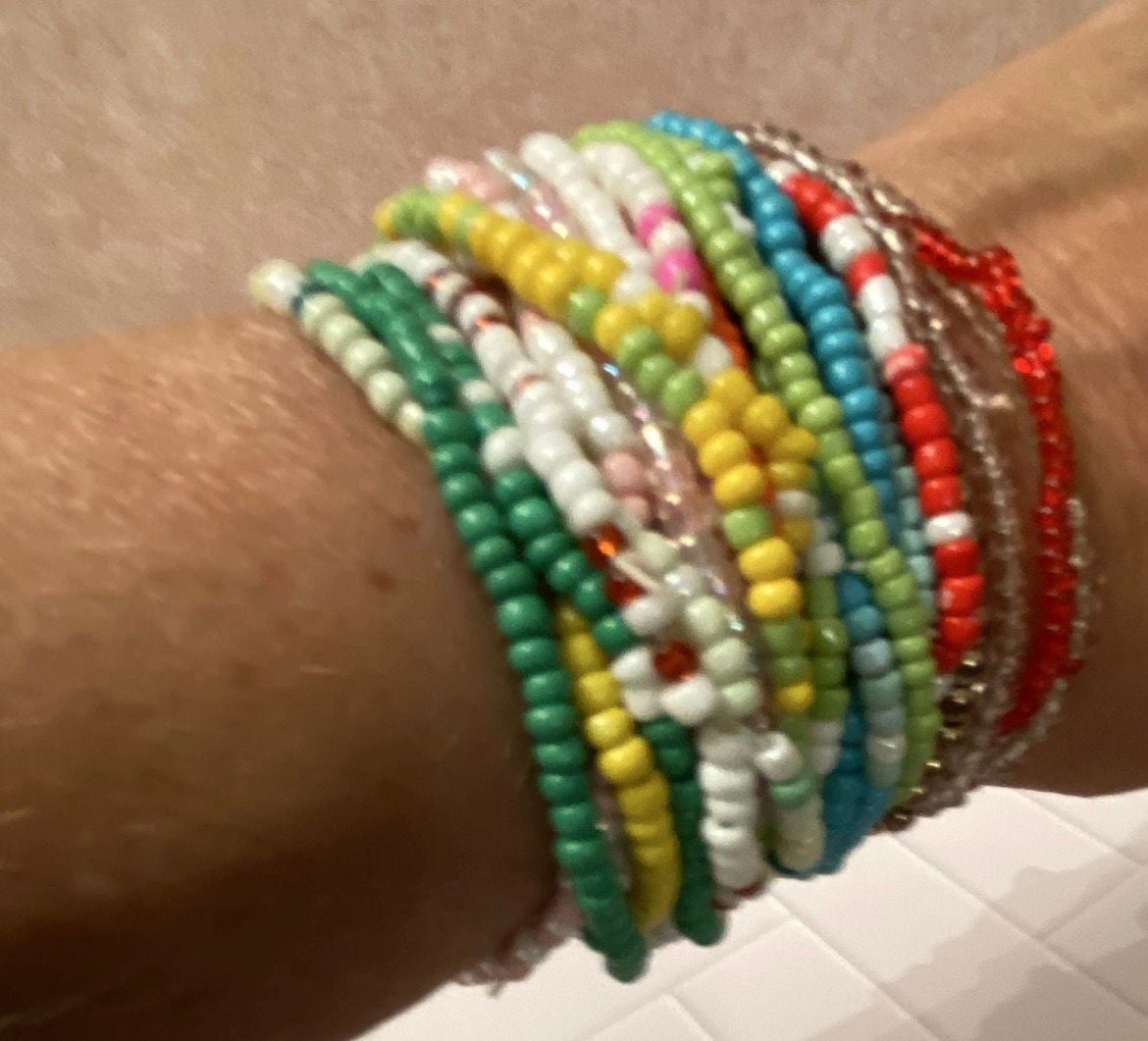 Unbranded 26 Beaded Bracelets Set Multi Color Glass Seed Beads Stackable 4