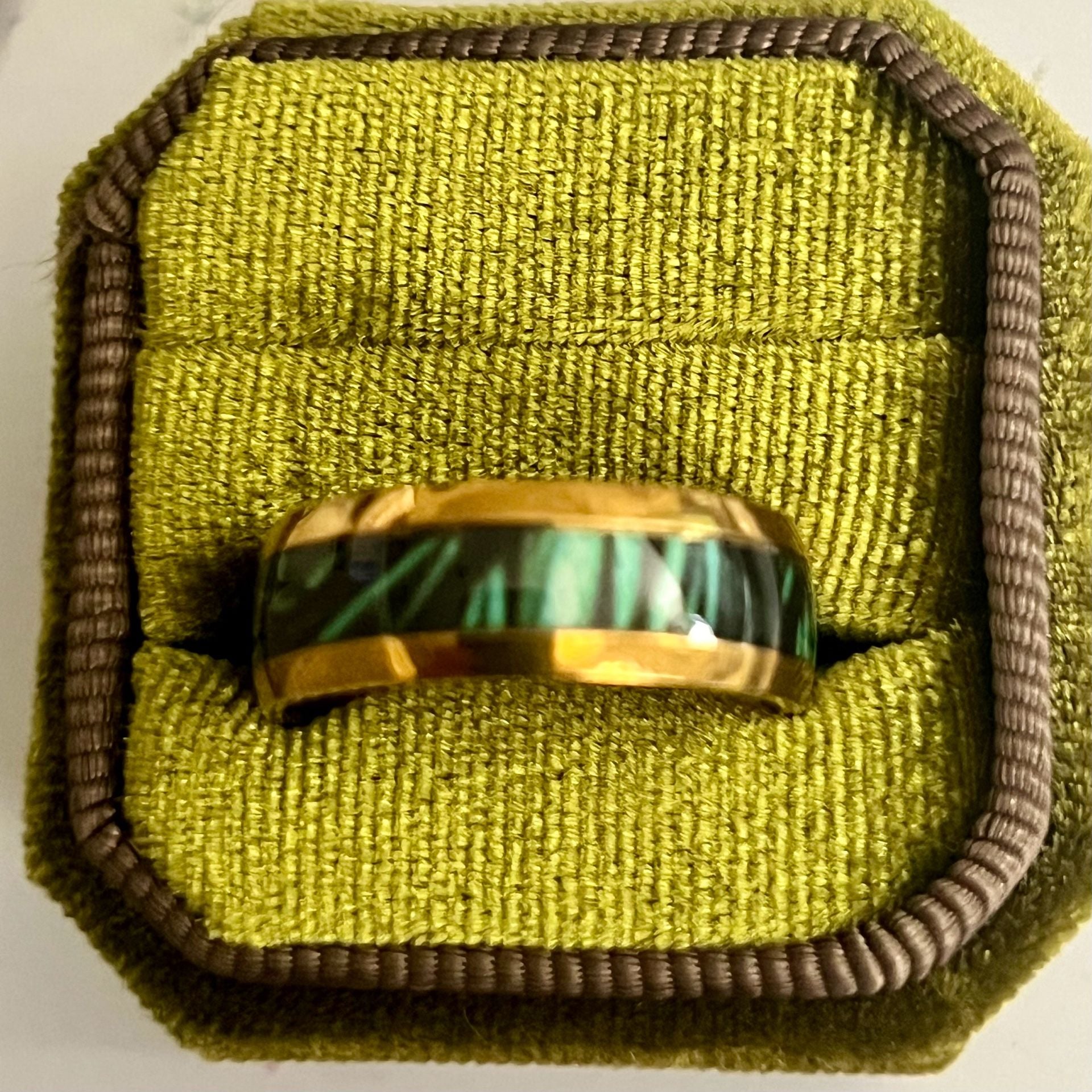 Tungsten Titanium Steel Green Abalone Inlay Gold High Polished Finish 8mm Ring Size 11 2