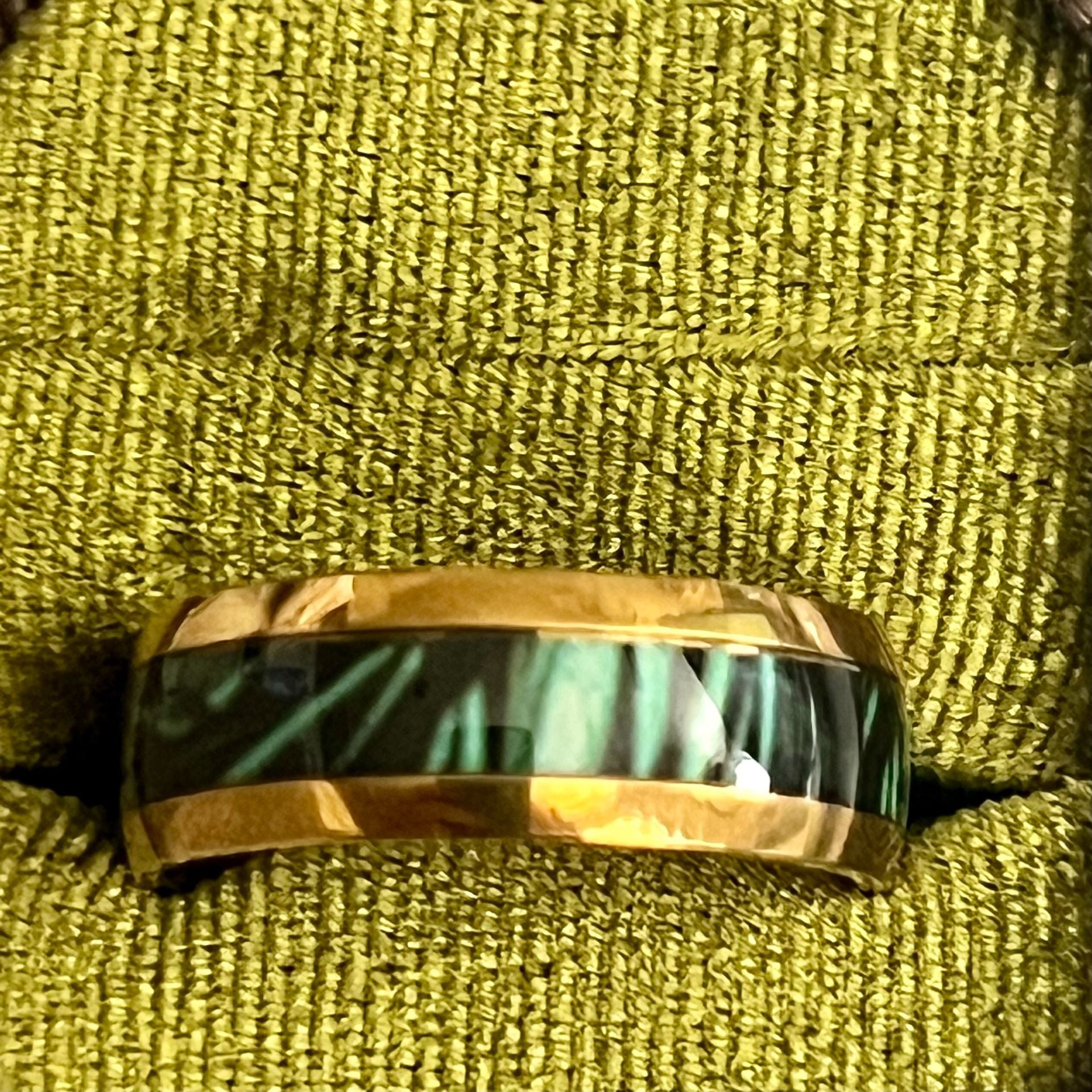 Tungsten Titanium Steel Green Abalone Inlay Gold High Polished Finish 8mm Ring Size 11 4