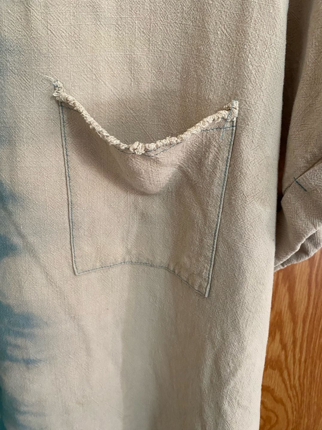 Umgee Blouse Size XL Teal Beige Bleach Splatter Raw Edge Pocket Top 4