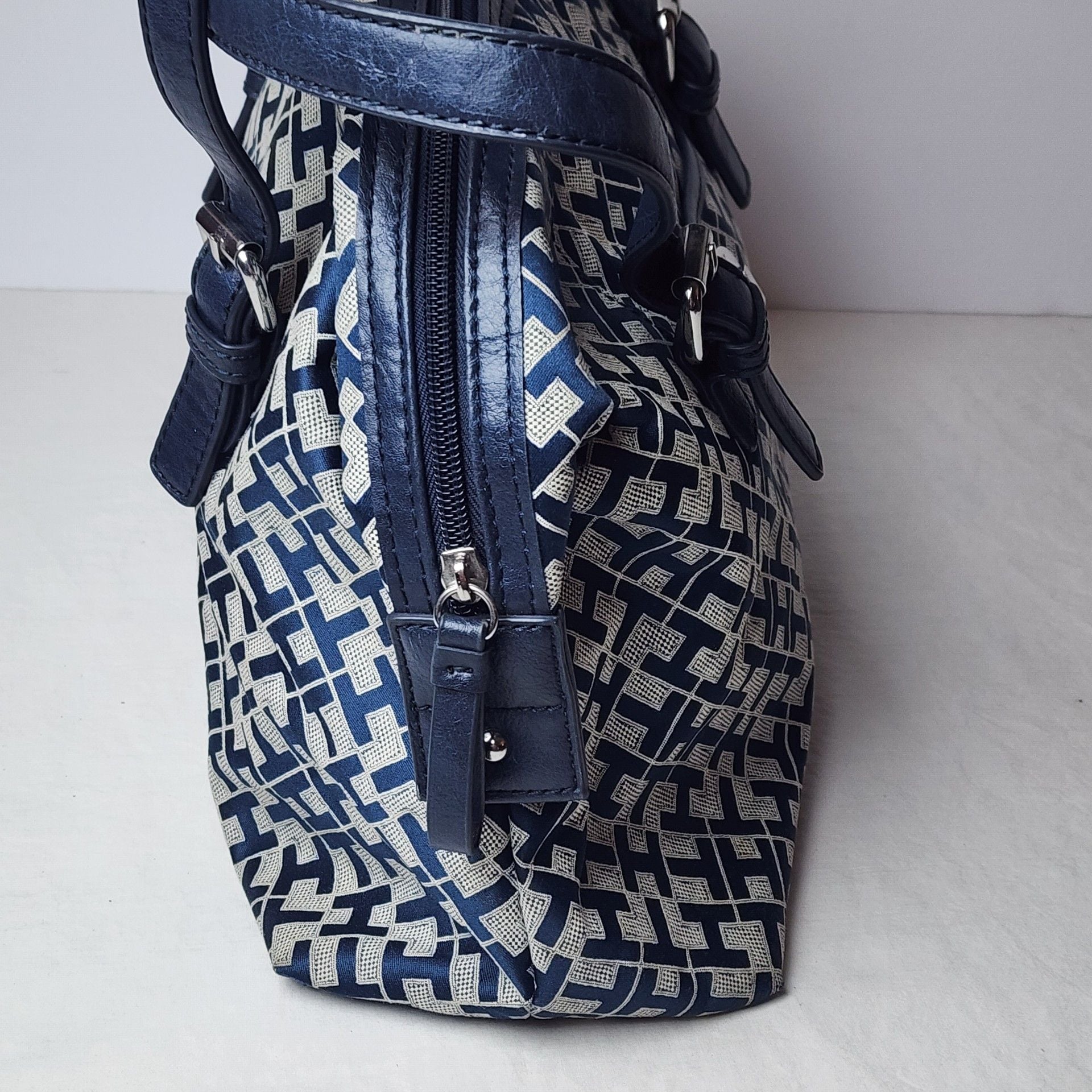 Tommy Hilfiger Monogram Blue Nylon Satchel Handbag 8