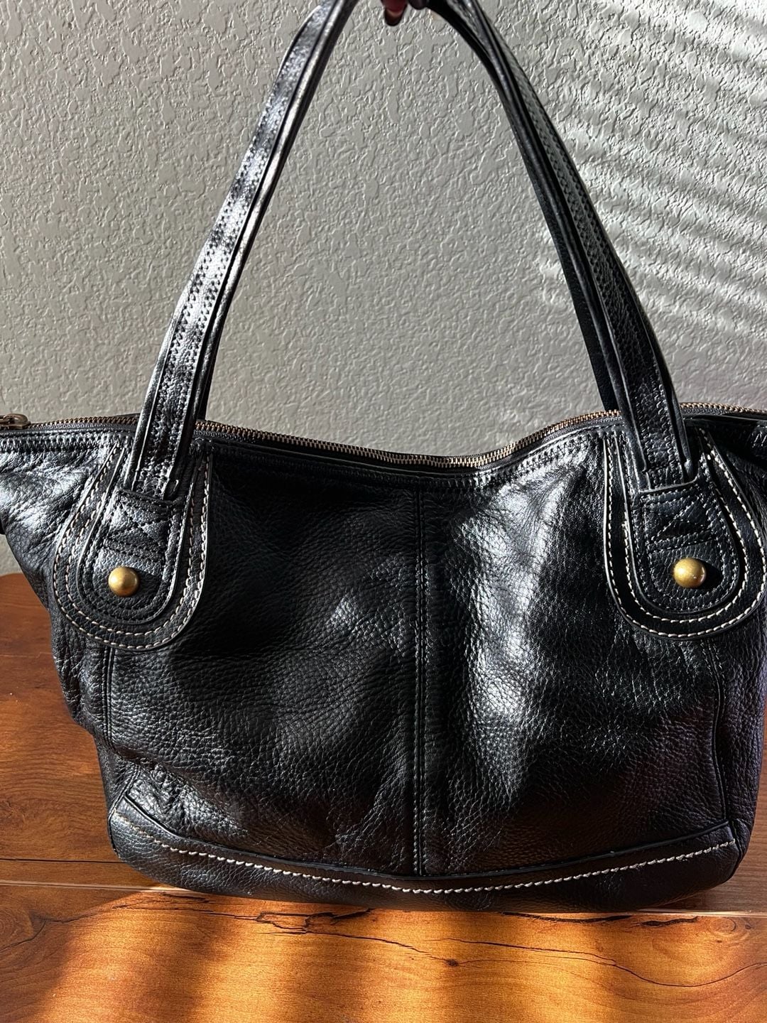 The Sak Black Leather Shoulder Bag Handbag Purse 2