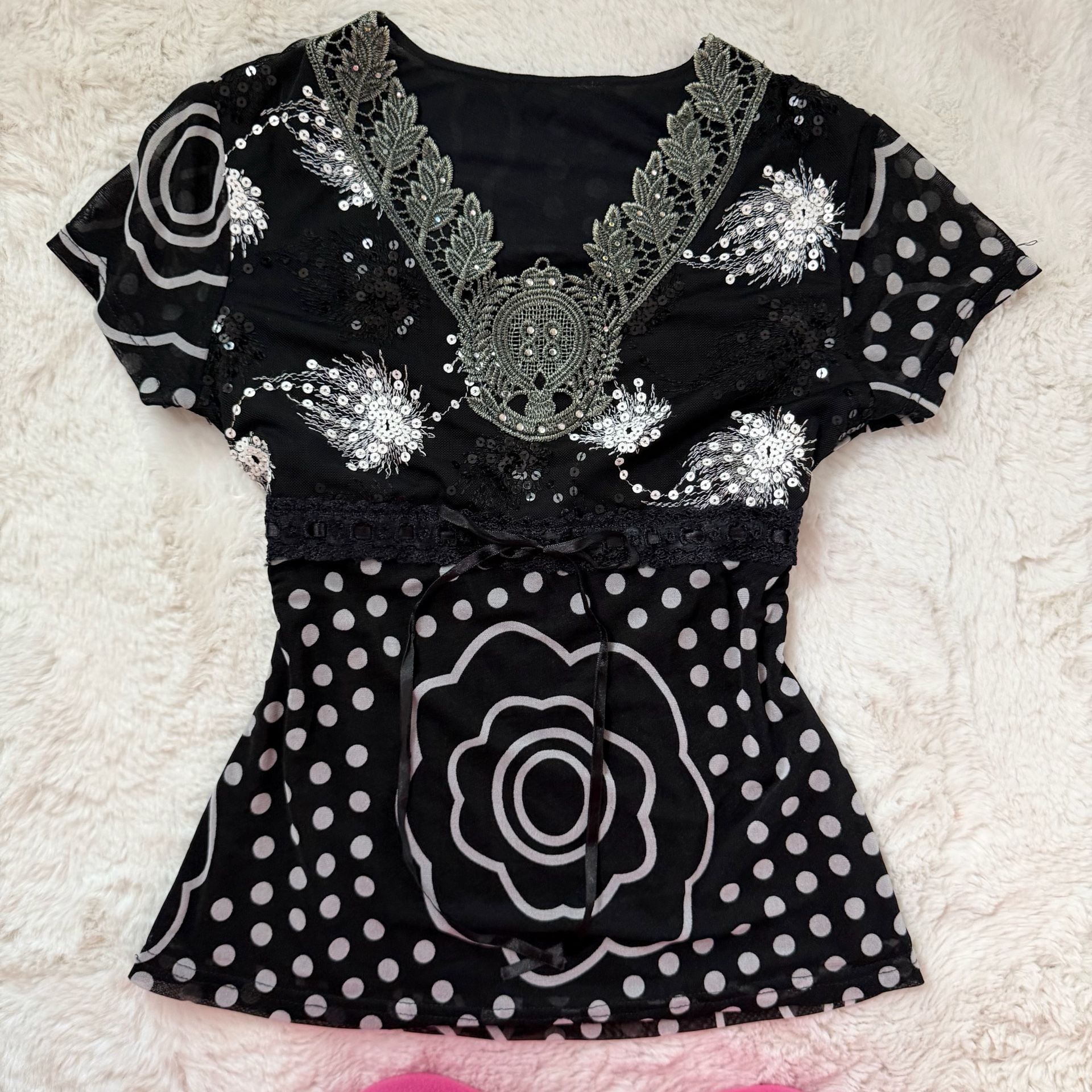 Black and White Y2K Embellished Dot Floral Blouse 6