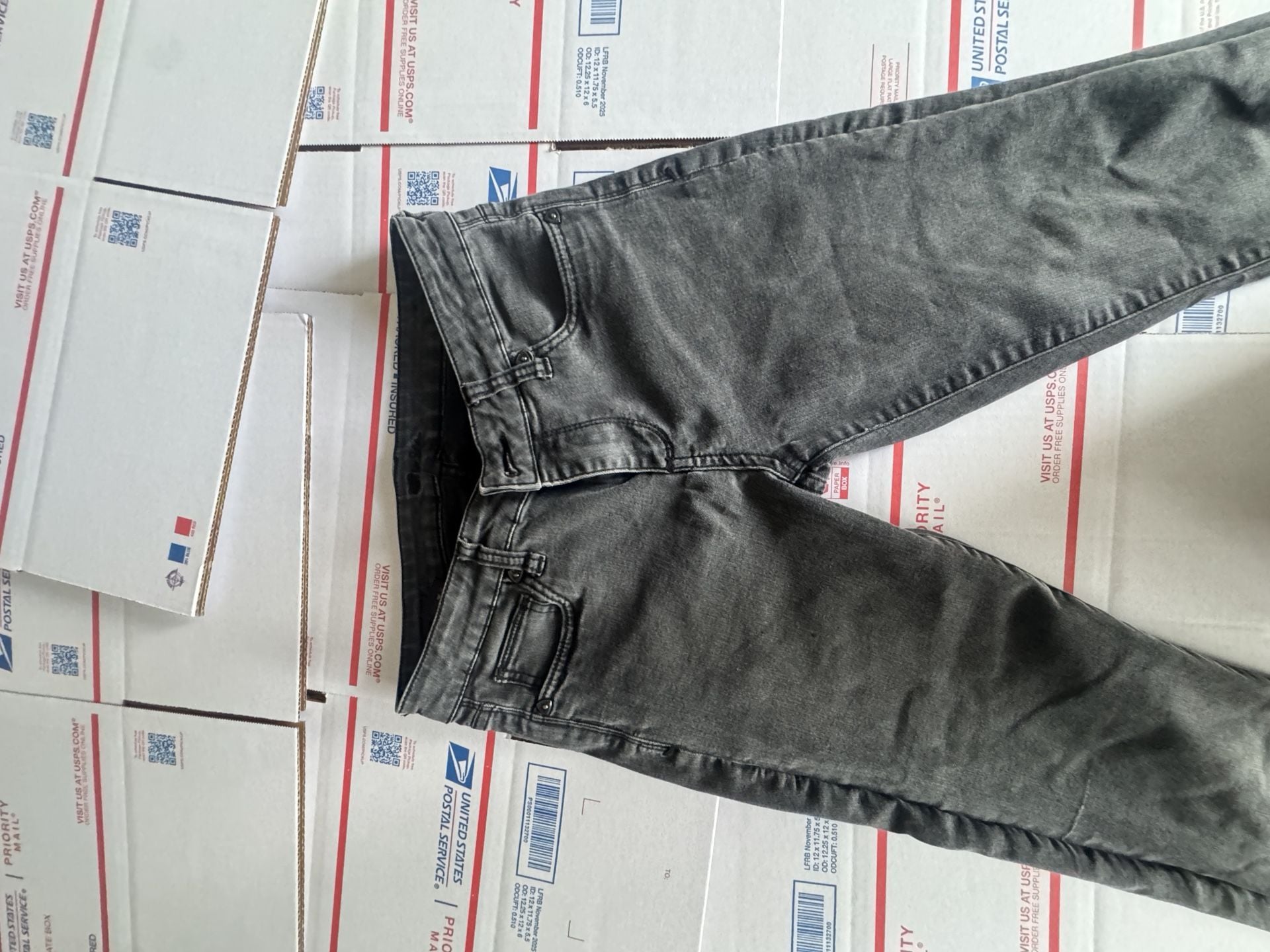 KUT from the Kloth Flare Black Jeans 3