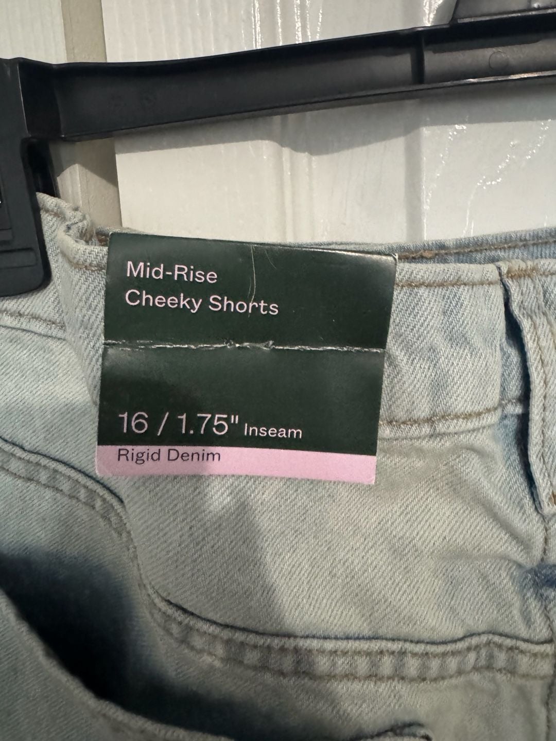 Wild Fable Mid-Rise Cheeky Shorts Size 16 Light Wash Rigid Denim 6