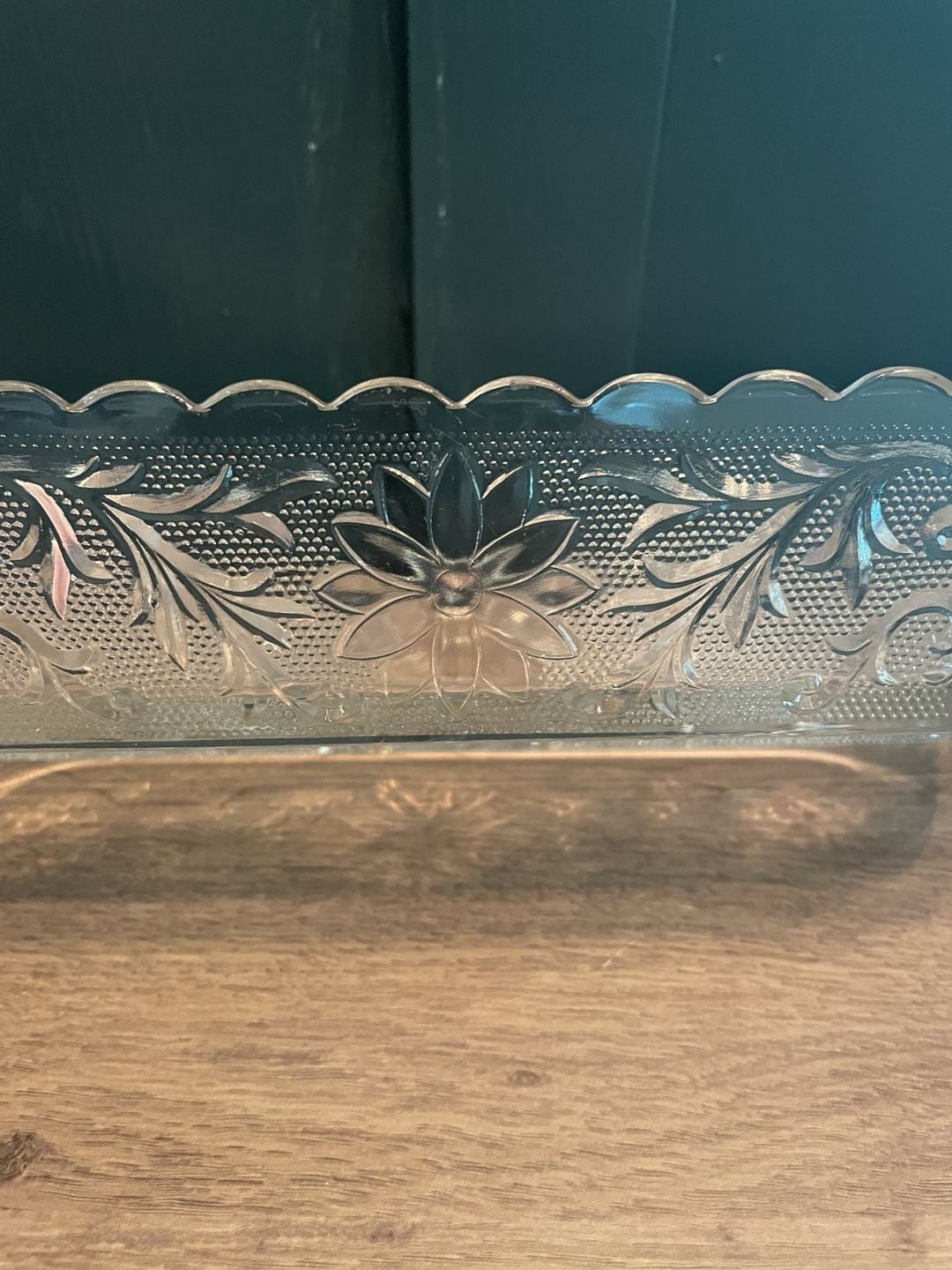 Vintage Indiana Glass Sandwich Clear Celery Dish 10 Inch Scalloped Floral 2