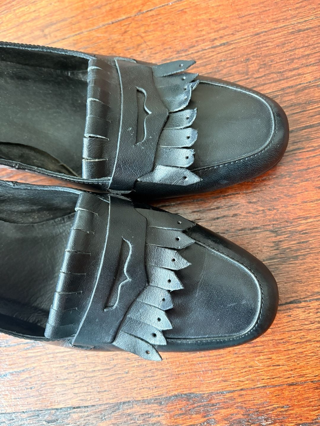 Tod's Black Leather Kiltie Penny Loafer Heels Size 39 6