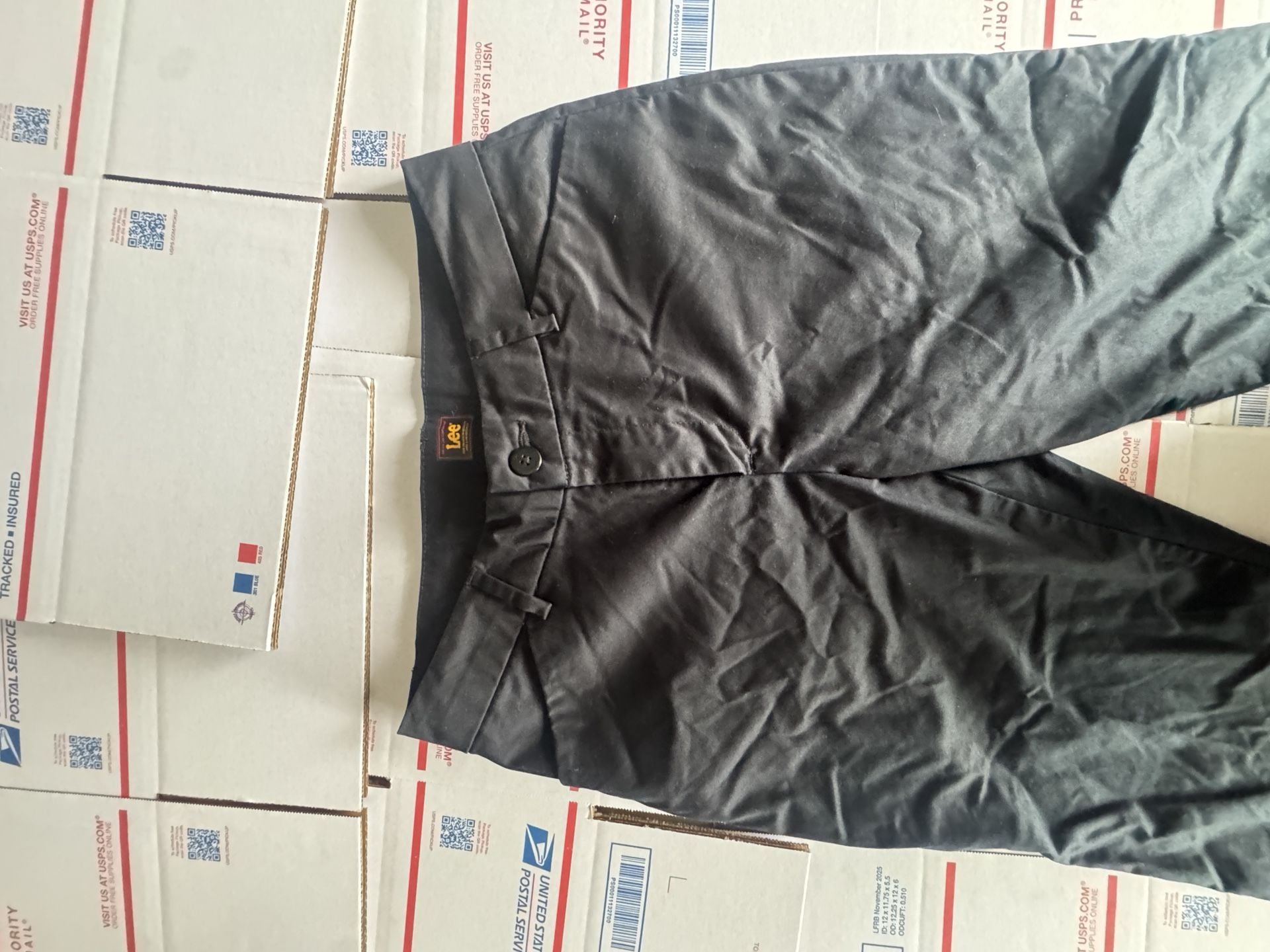 Lee Wrinkle Free Pants Size 8 Long Black 3