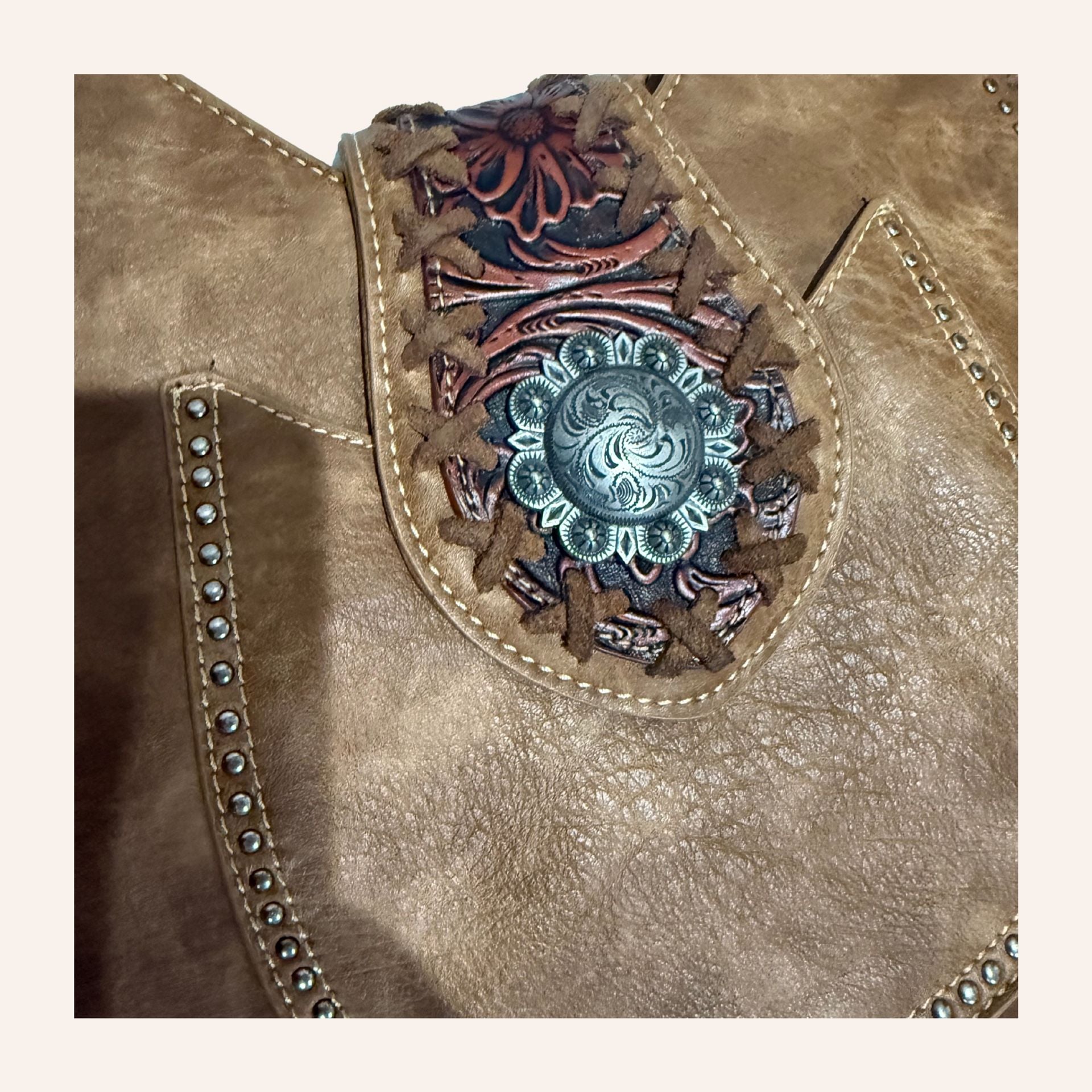trinity ranch western cowgirl tooled concho studded shoulder bag 4