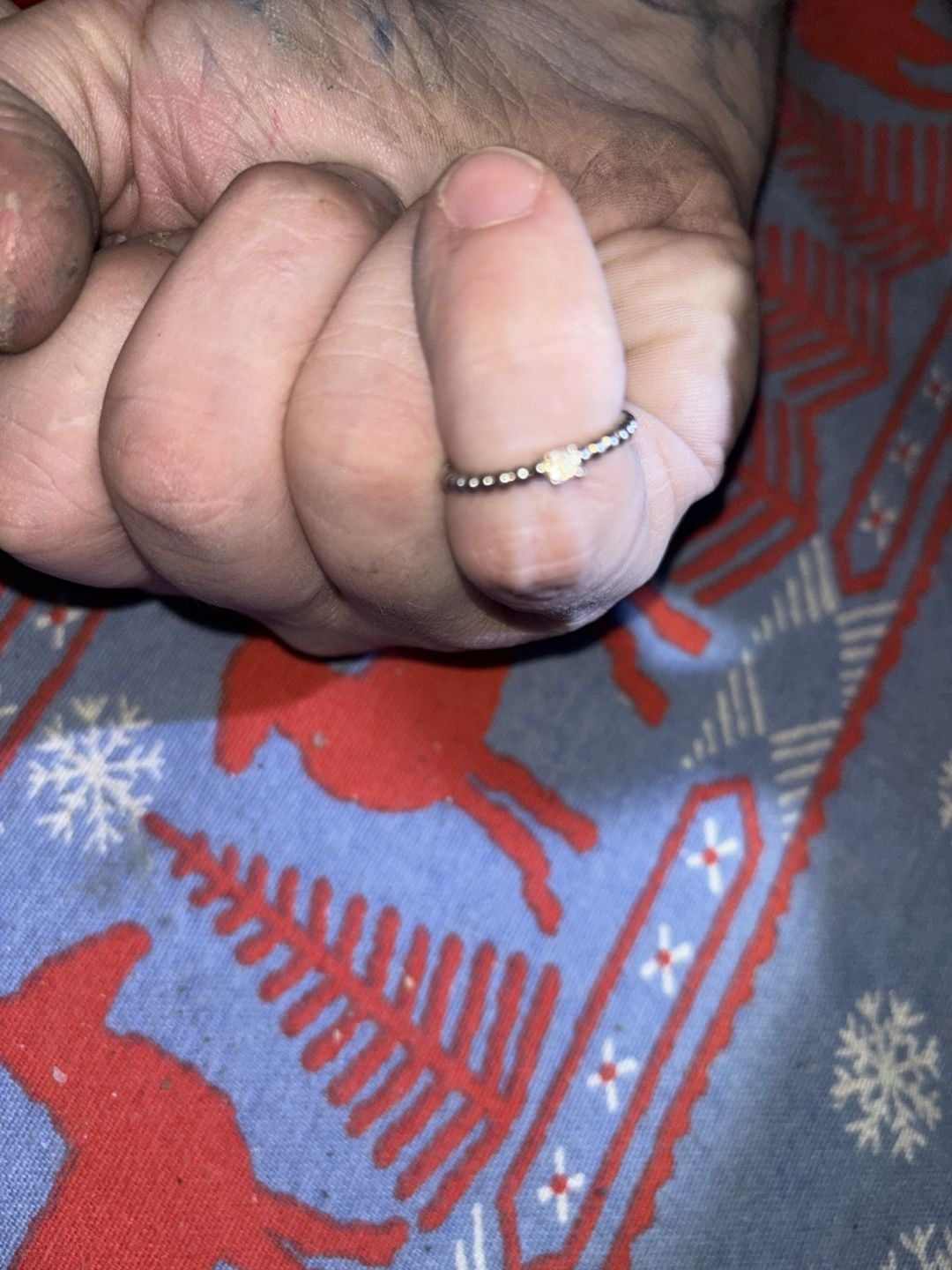 925 ring with (i think real .25 diamond) size 5 great condition 3