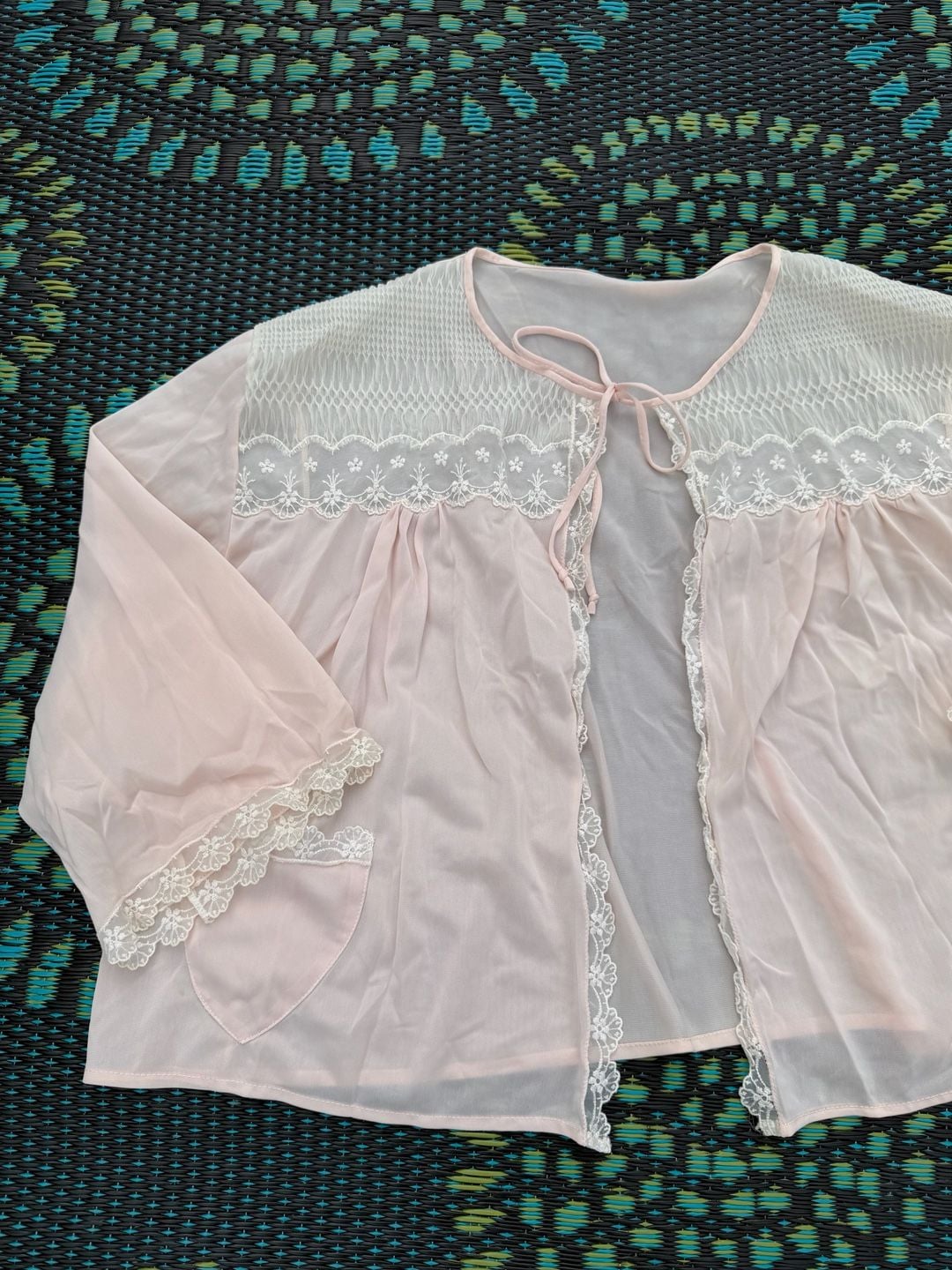 Vintage Pink Bed Jacket Lingerie Lace Shrug 4